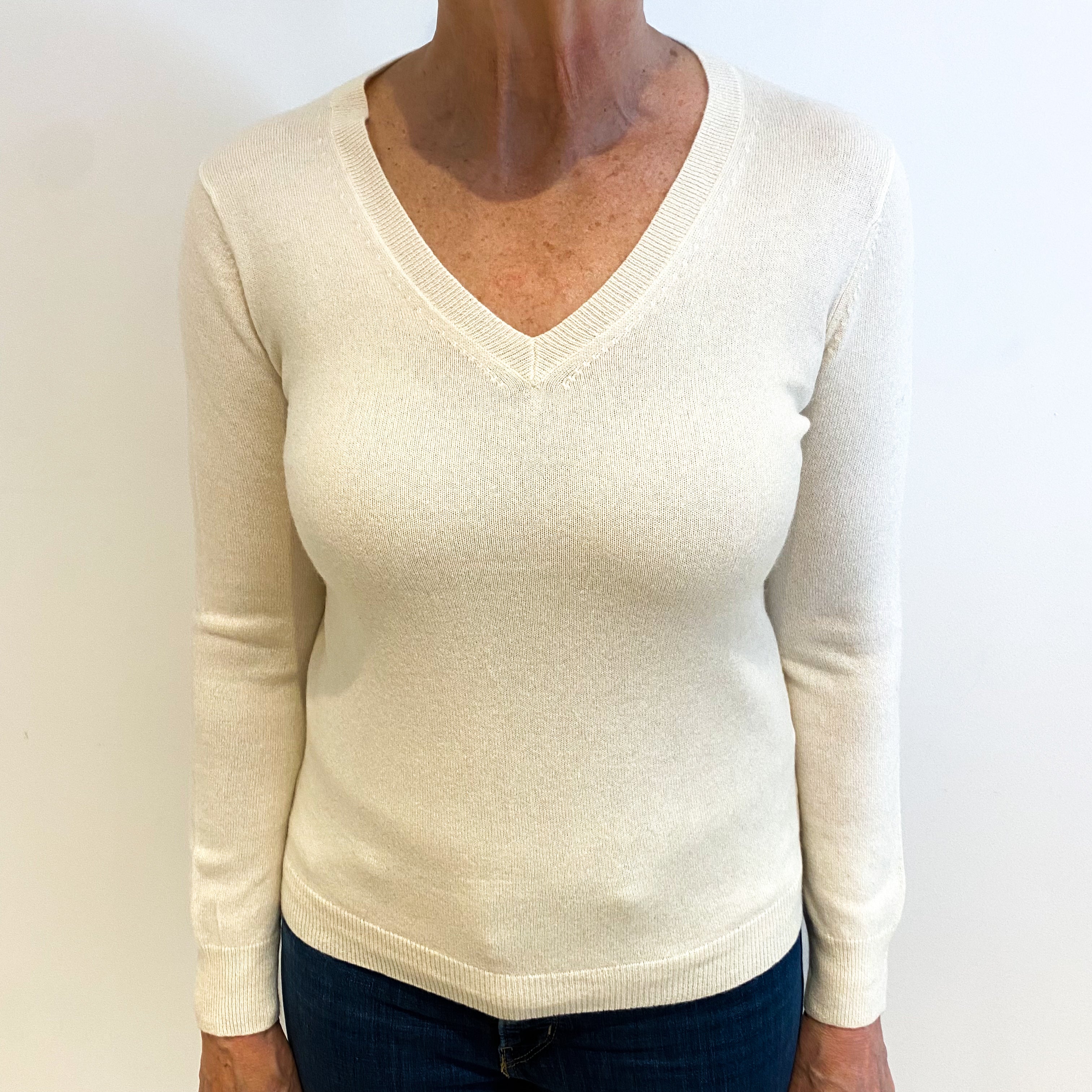 Ivory White Cashmere V Neck Jumper Medium