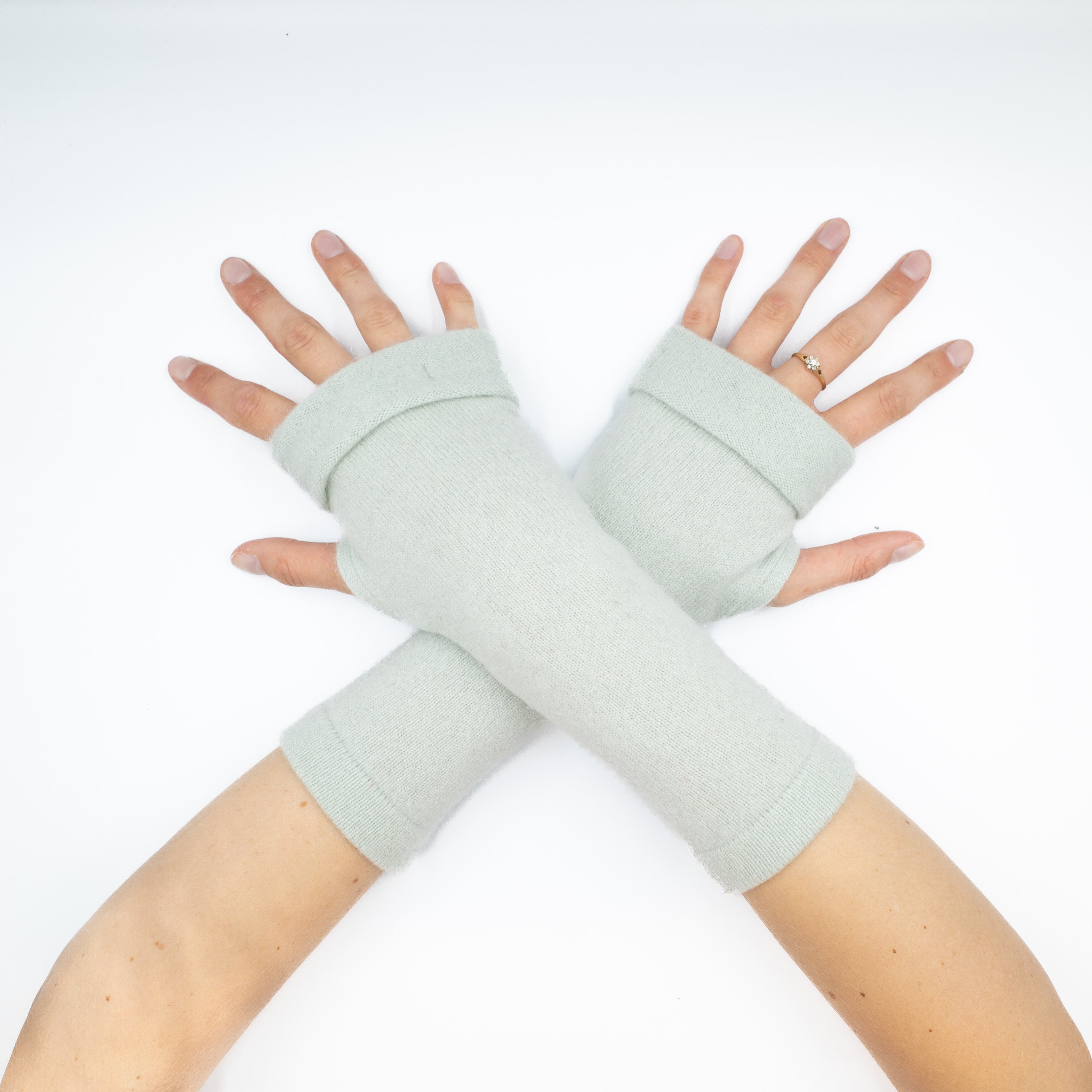 Ice Sea Green Fingerless Gloves