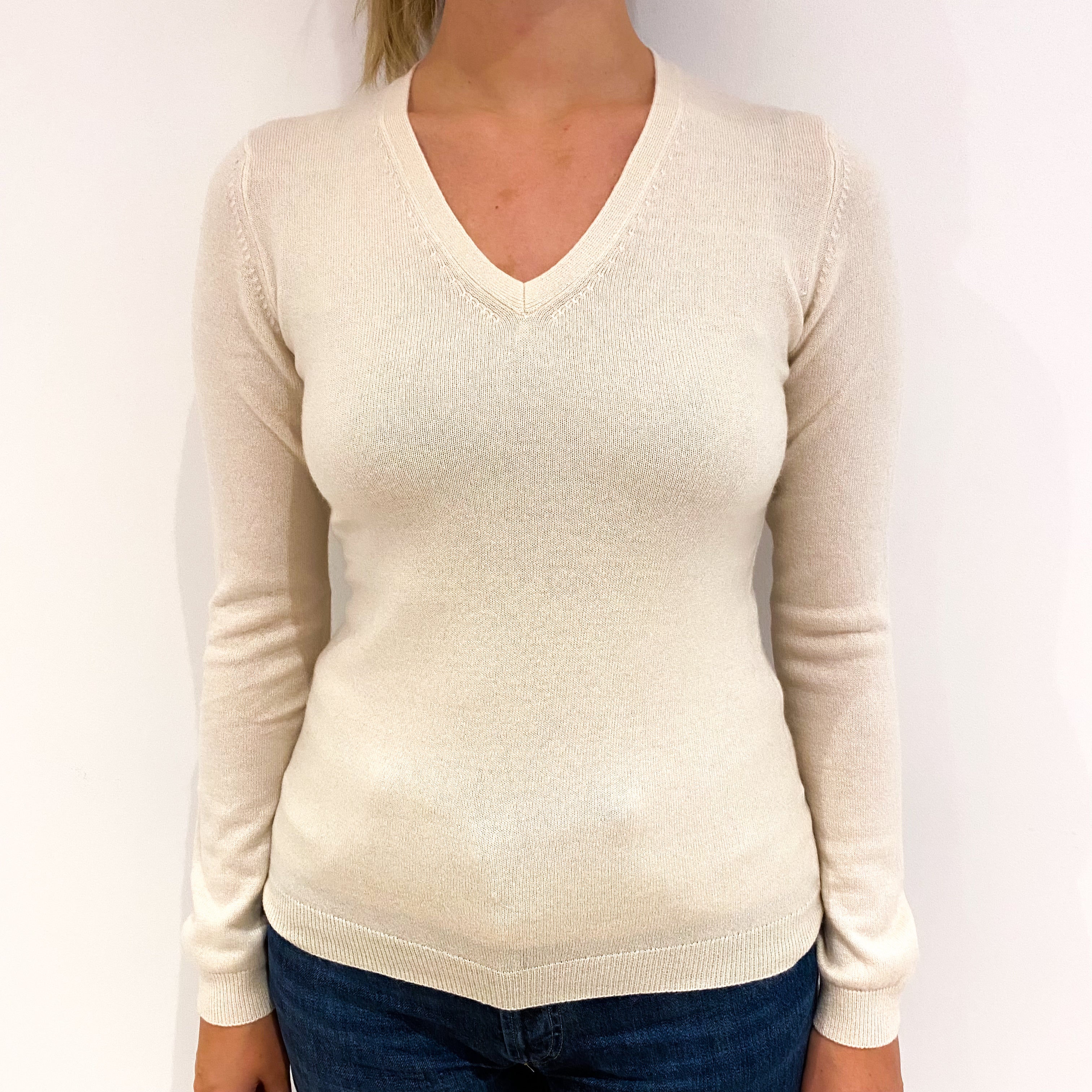 Vanilla Cream Cashmere V-Neck Jumper Small