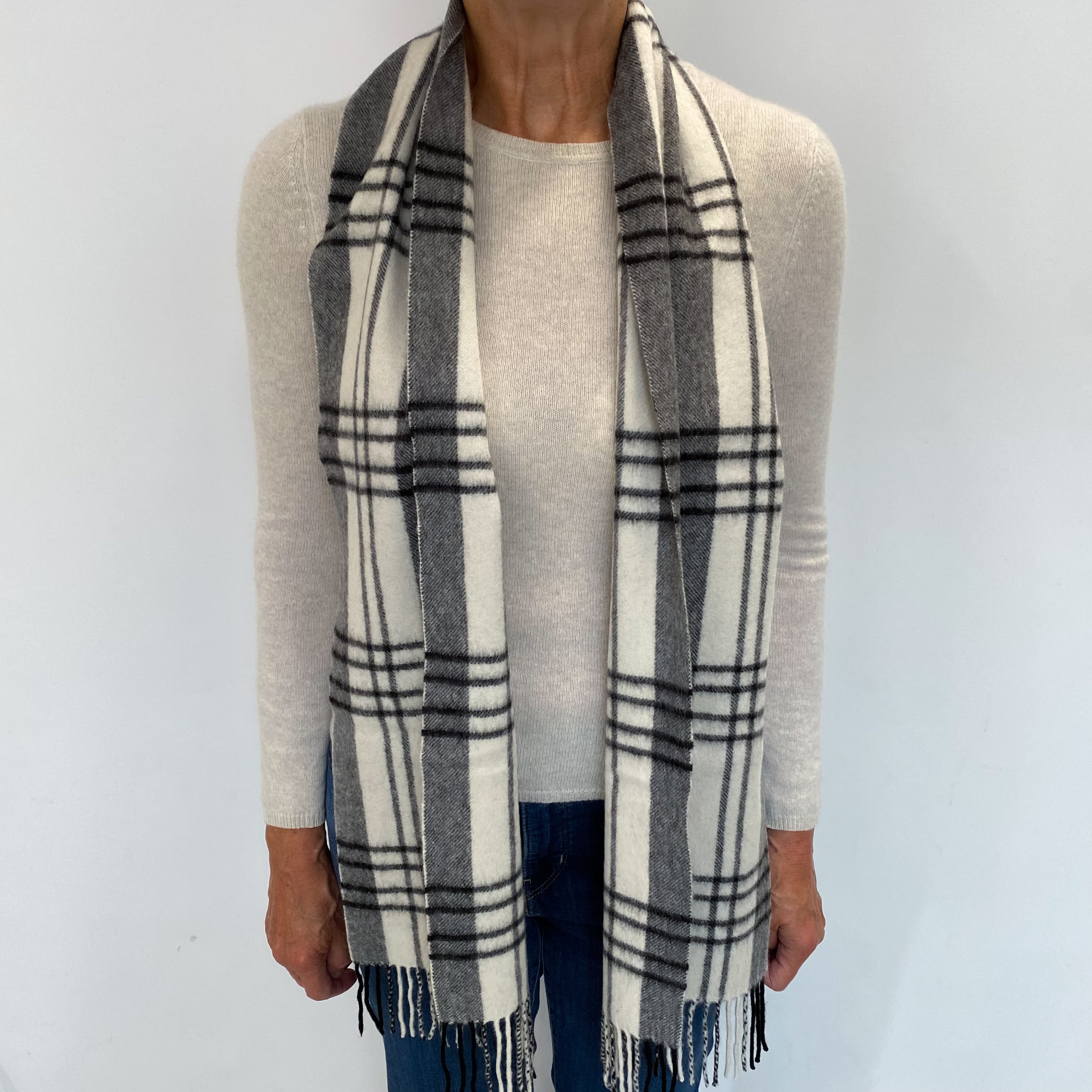 Black and Cream Checked Cashmere Woven Fringed Scarf