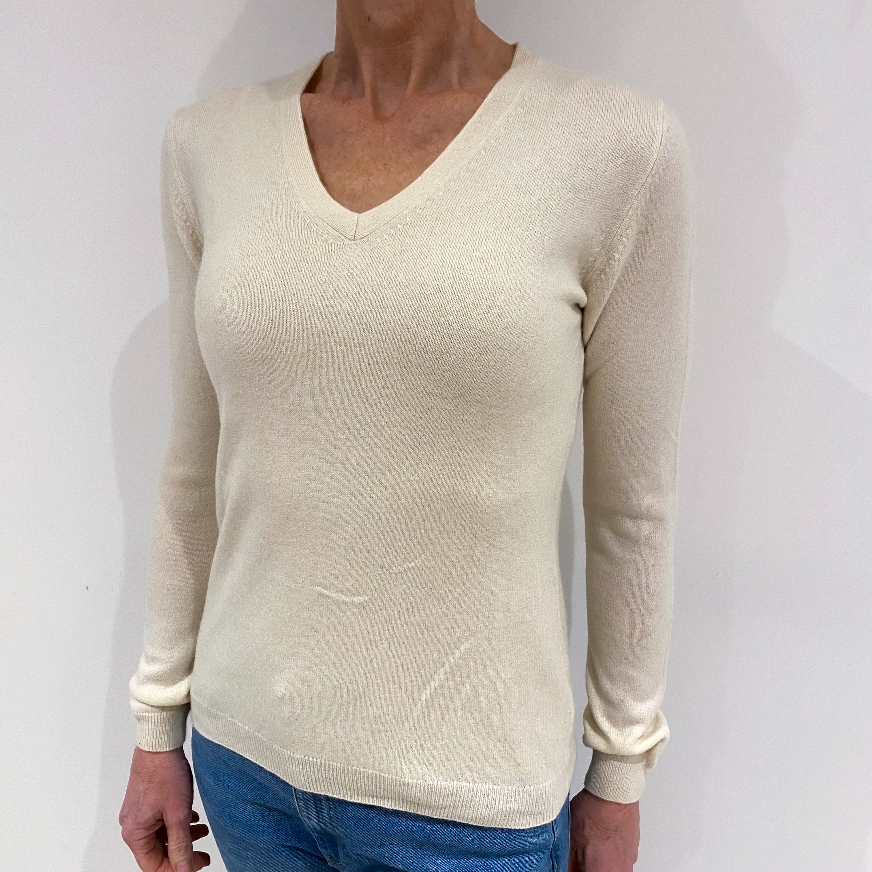 Vanilla Cream Cashmere V Neck Jumper Small