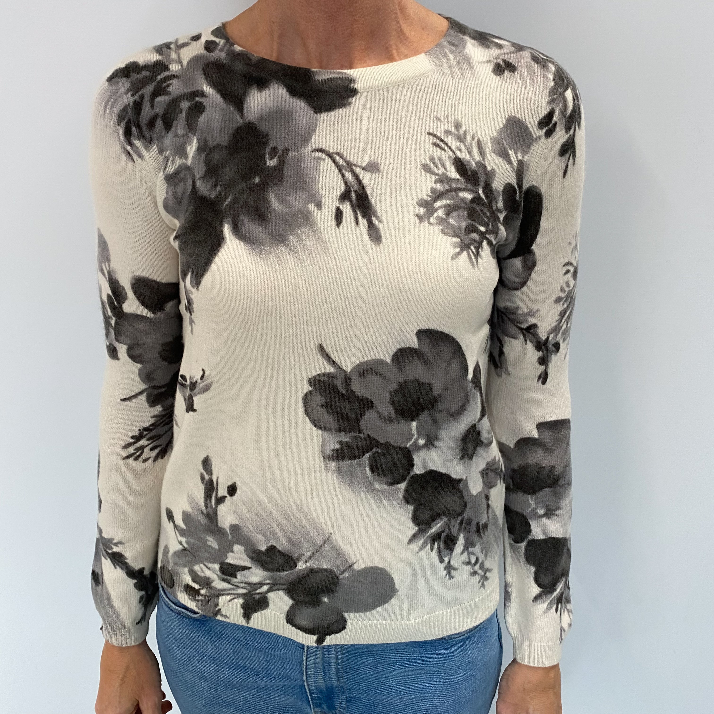 Vanilla Cream Floral Cashmere Crew Neck Jumper Small