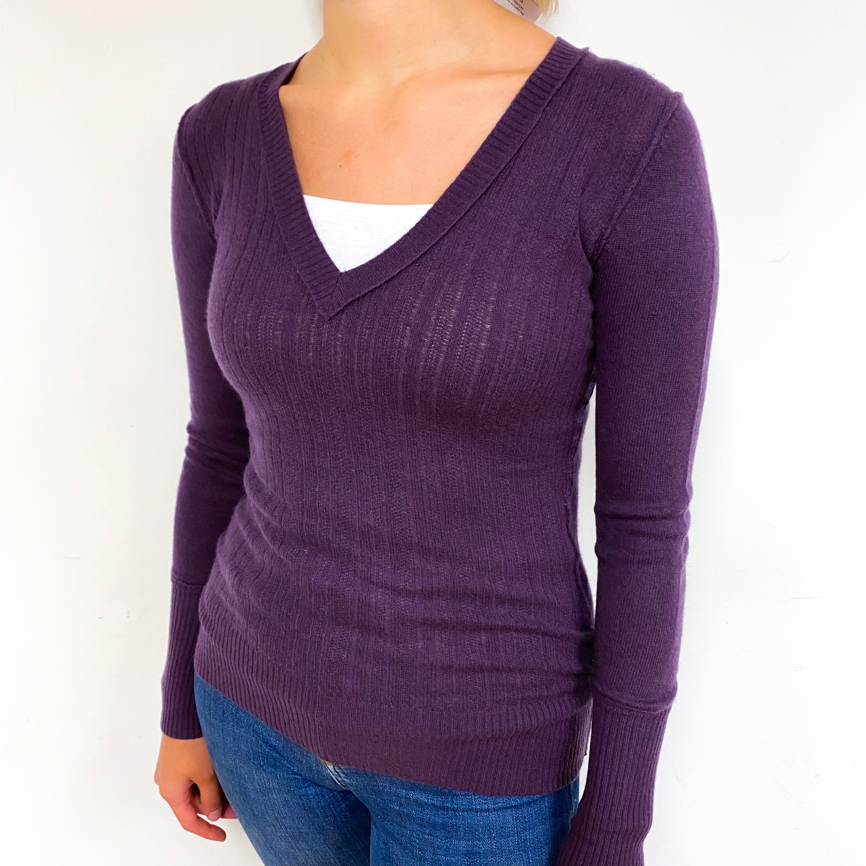 Blueberry Purple Lightweight Ribbed Cashmere V-Neck Jumper Small