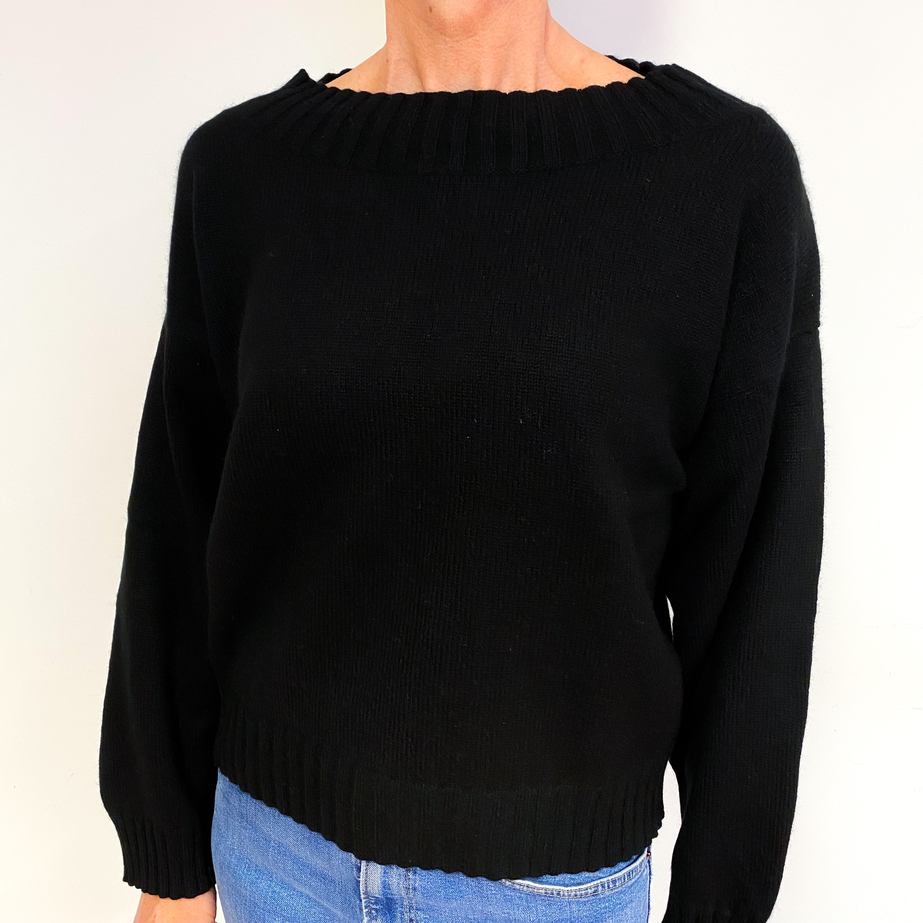 Vince Black Chunky Cashmere Scalloped Boat Neck Jumper Medium