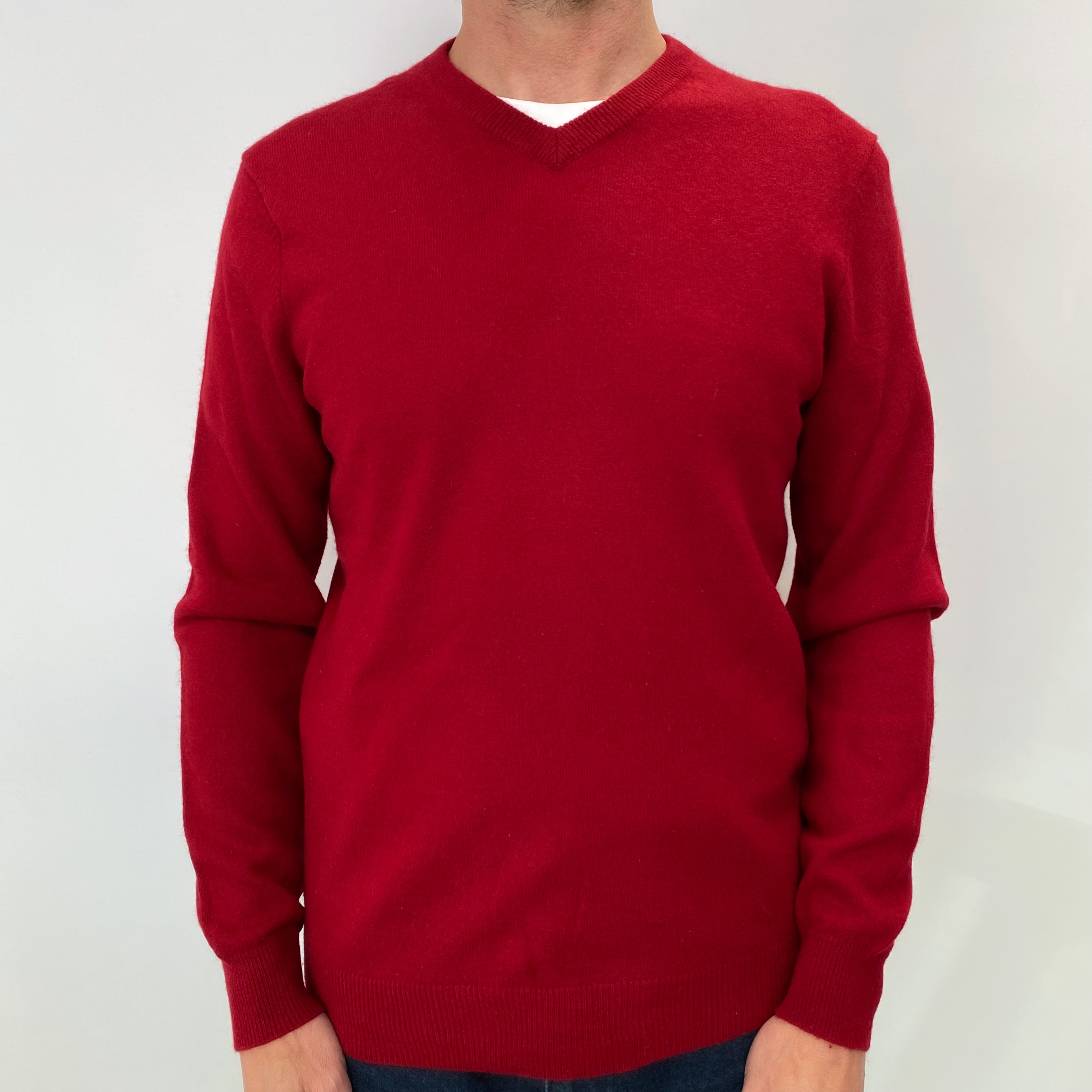 Post Box Red Men's Cashmere V Neck Jumper Small