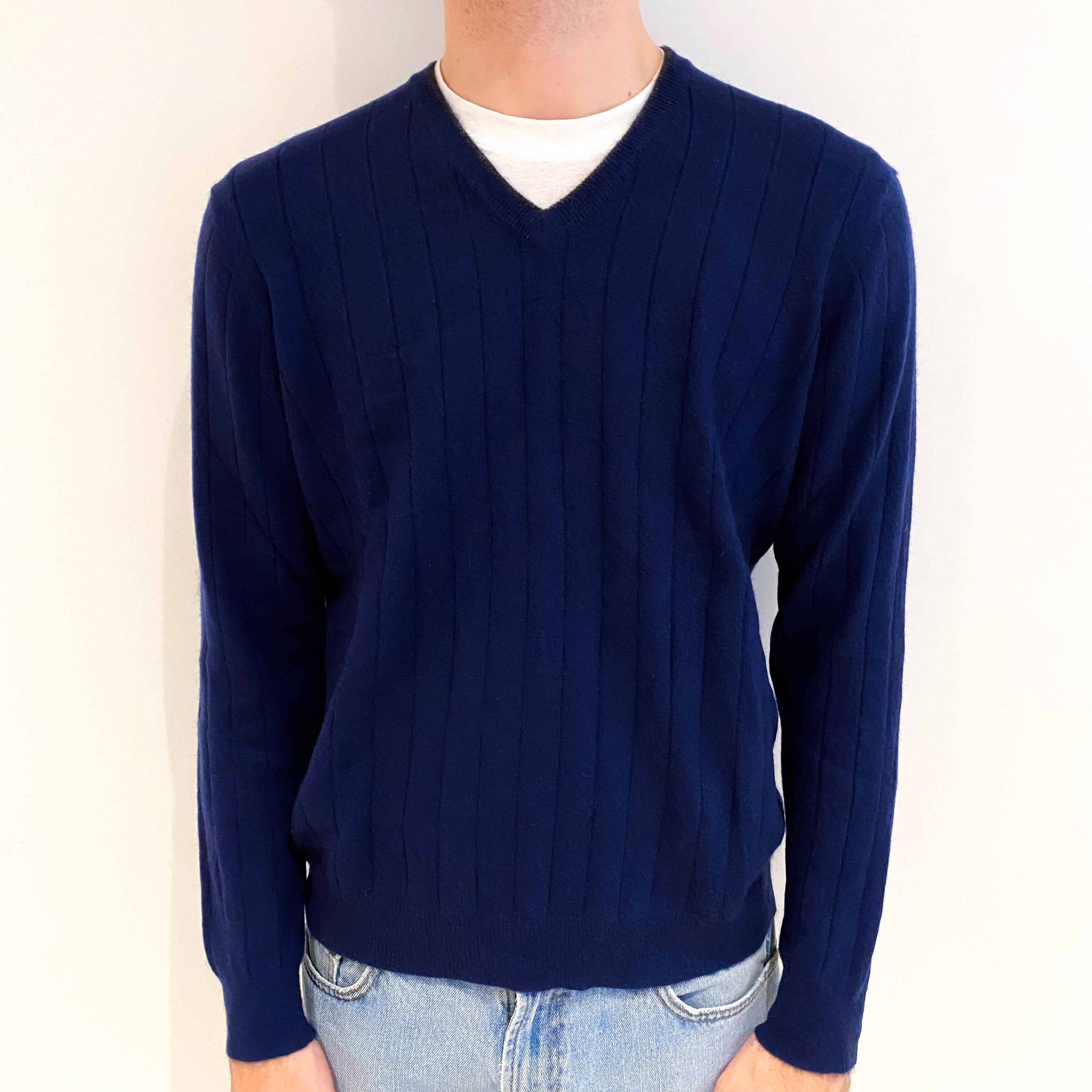 Men's Navy Blue Cashmere V Neck Jumper Medium