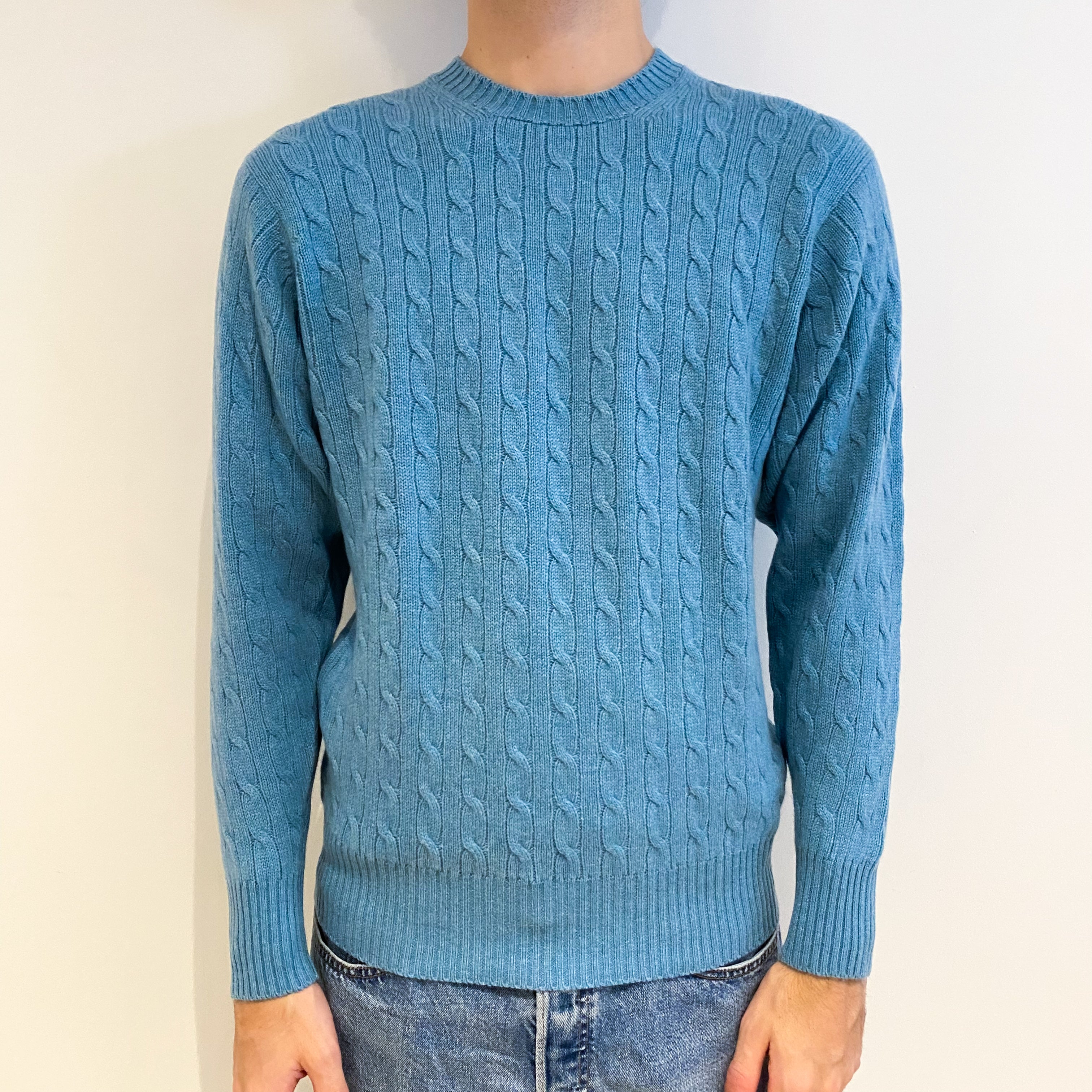 Men’s Brand New Scottish Pale Ocean Blue Cable Crew Neck Jumper Large