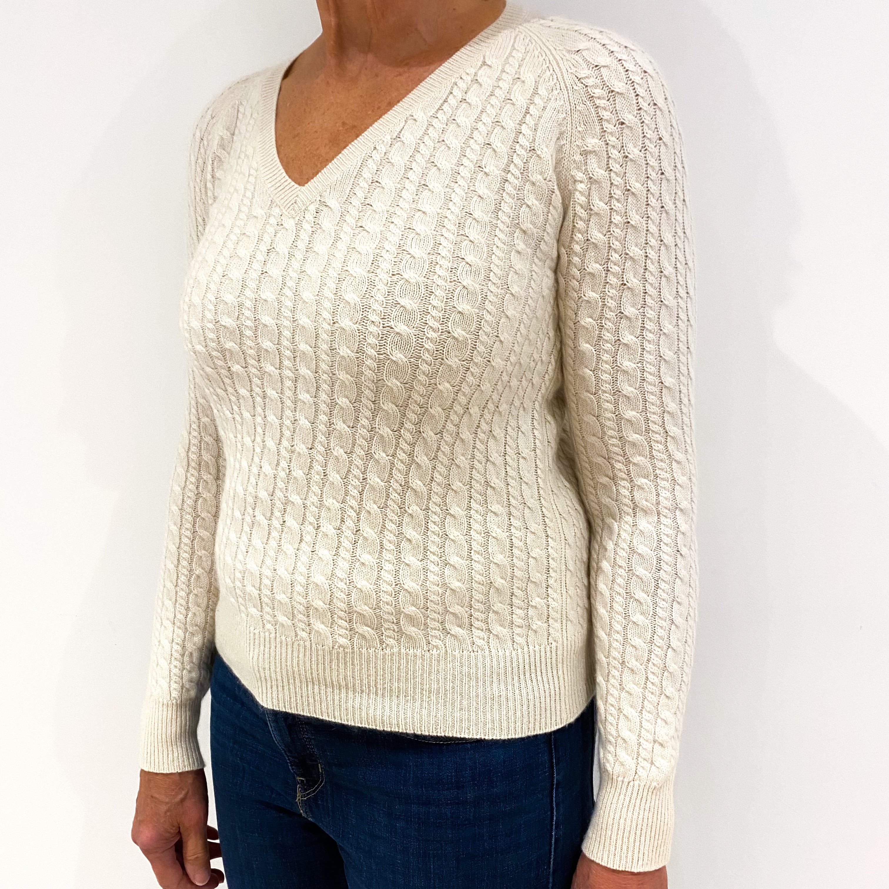 Winter White Cable Knit Cashmere V-Neck Jumper Medium