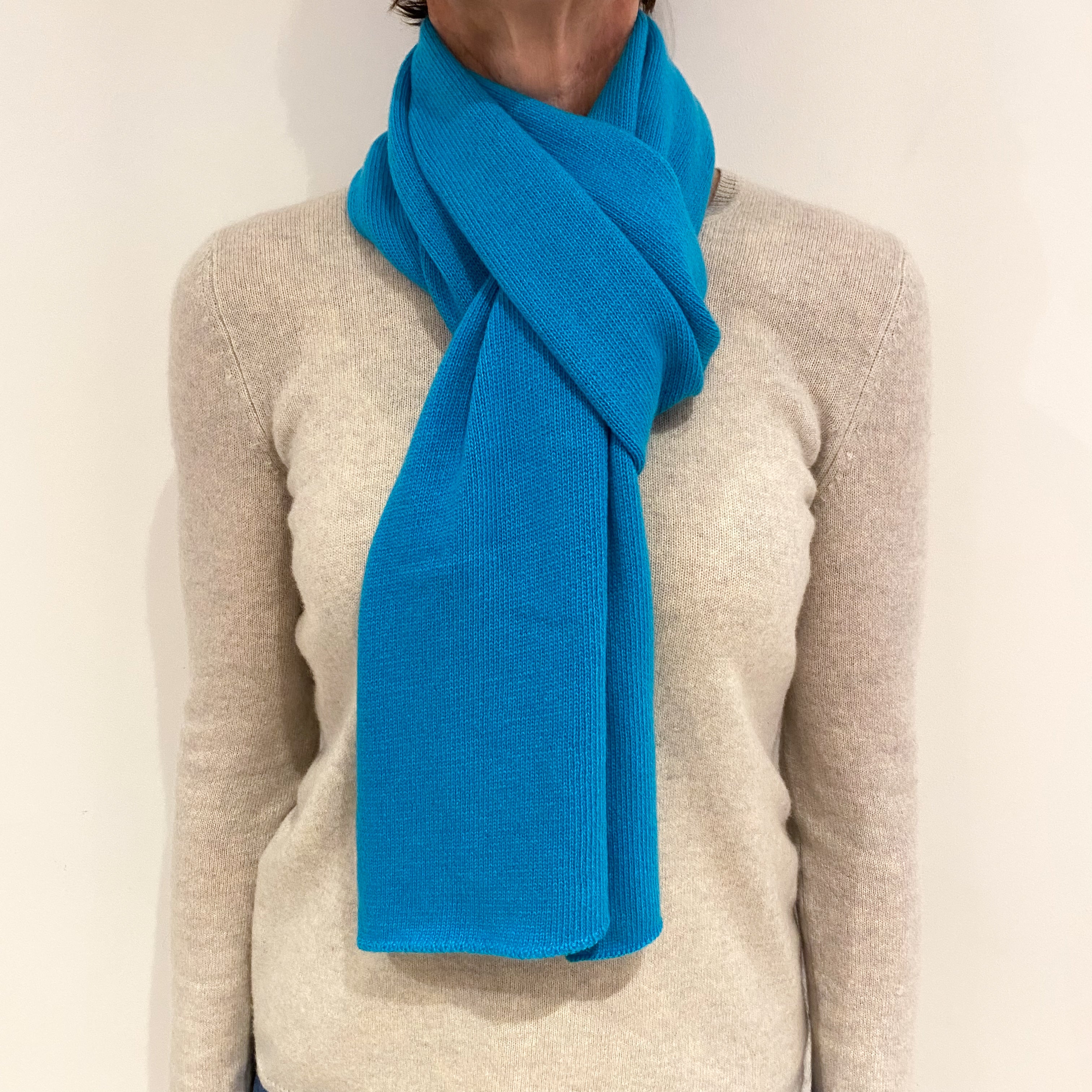 Brand New Scottish Cashmere Turquoise Scarf