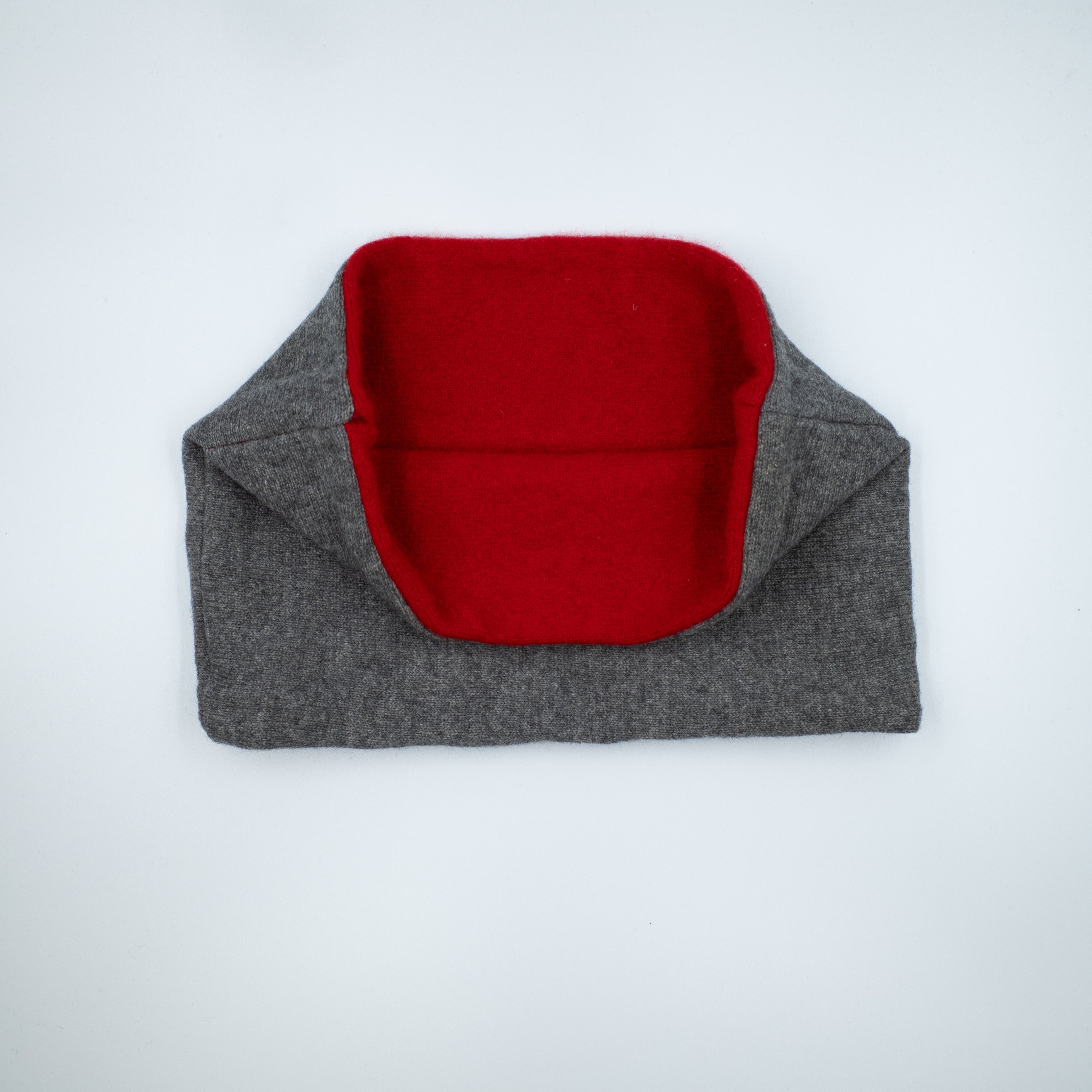 Men’s Slate Grey and Red Cashmere Neck Warmer