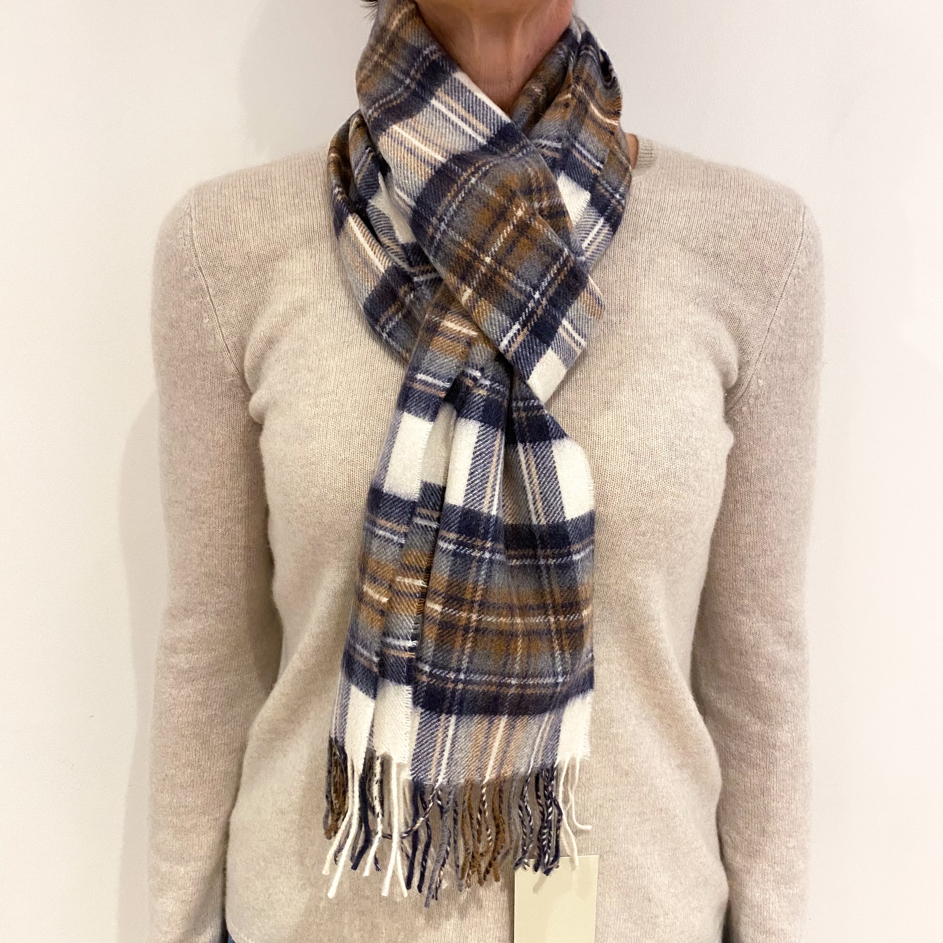 Brand New Scottish Cashmere Navy Butterscotch Check Fringed Scarf