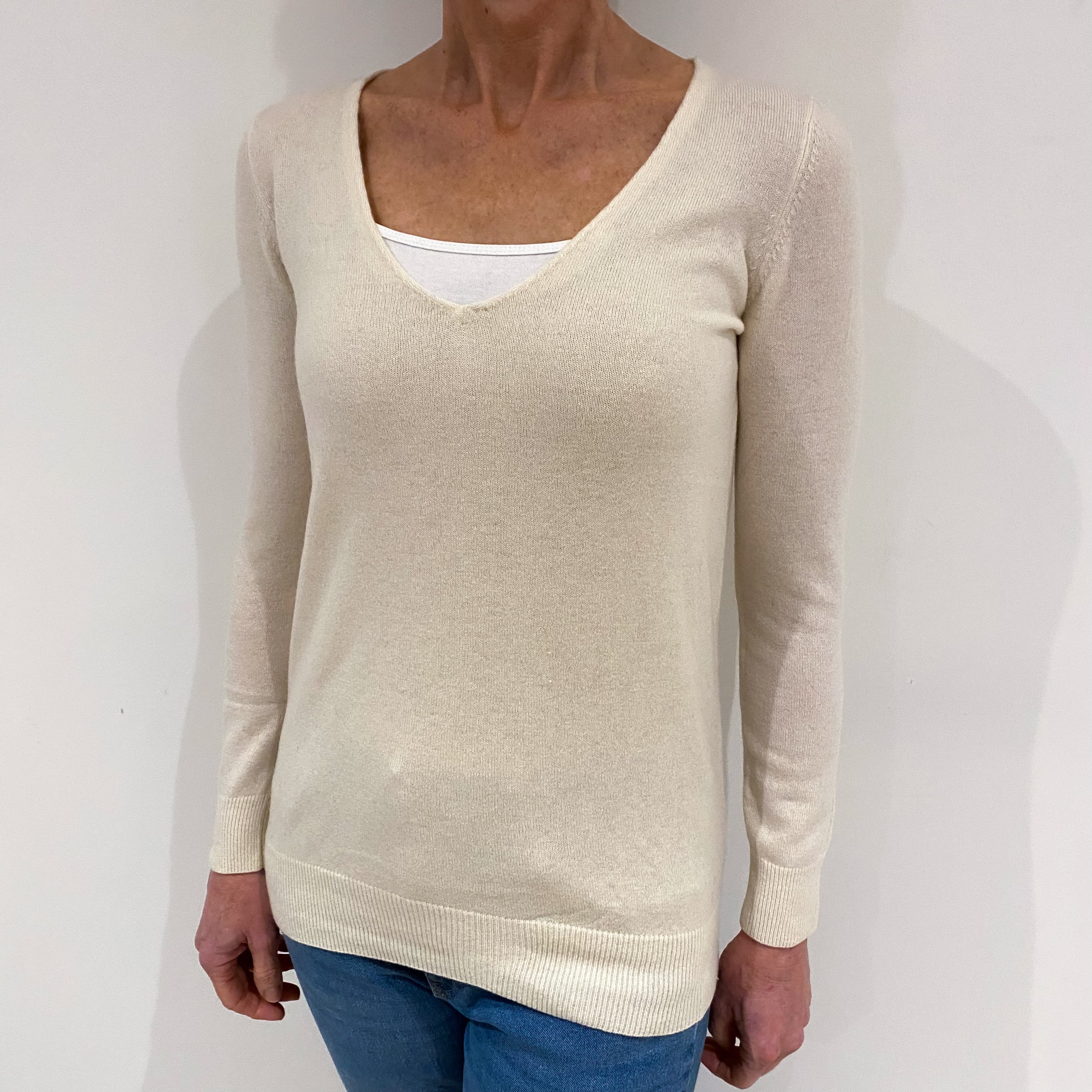 Vanilla Cream Cashmere V Neck Jumper Small