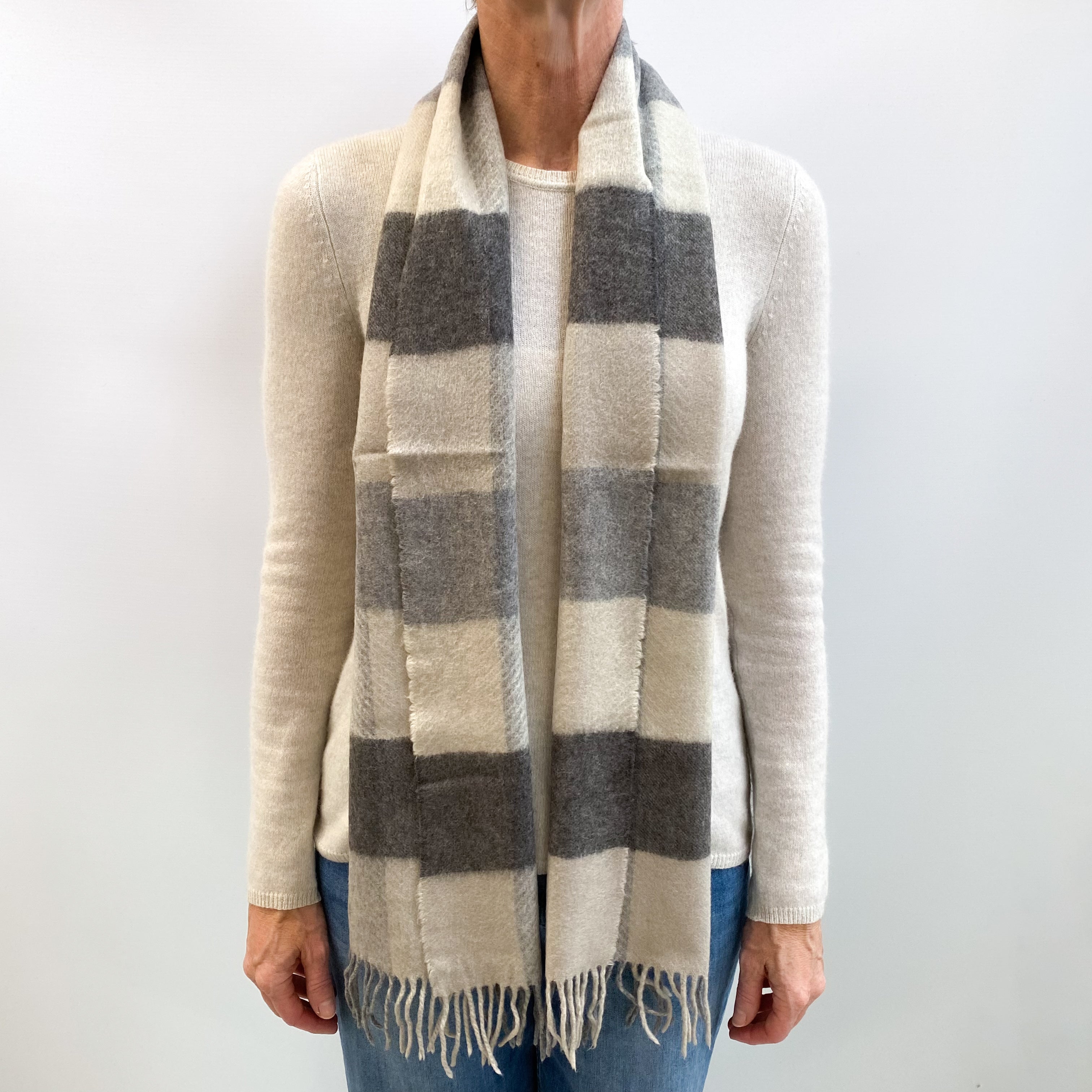 Grey Checked Fringed Cashmere Woven Scarf