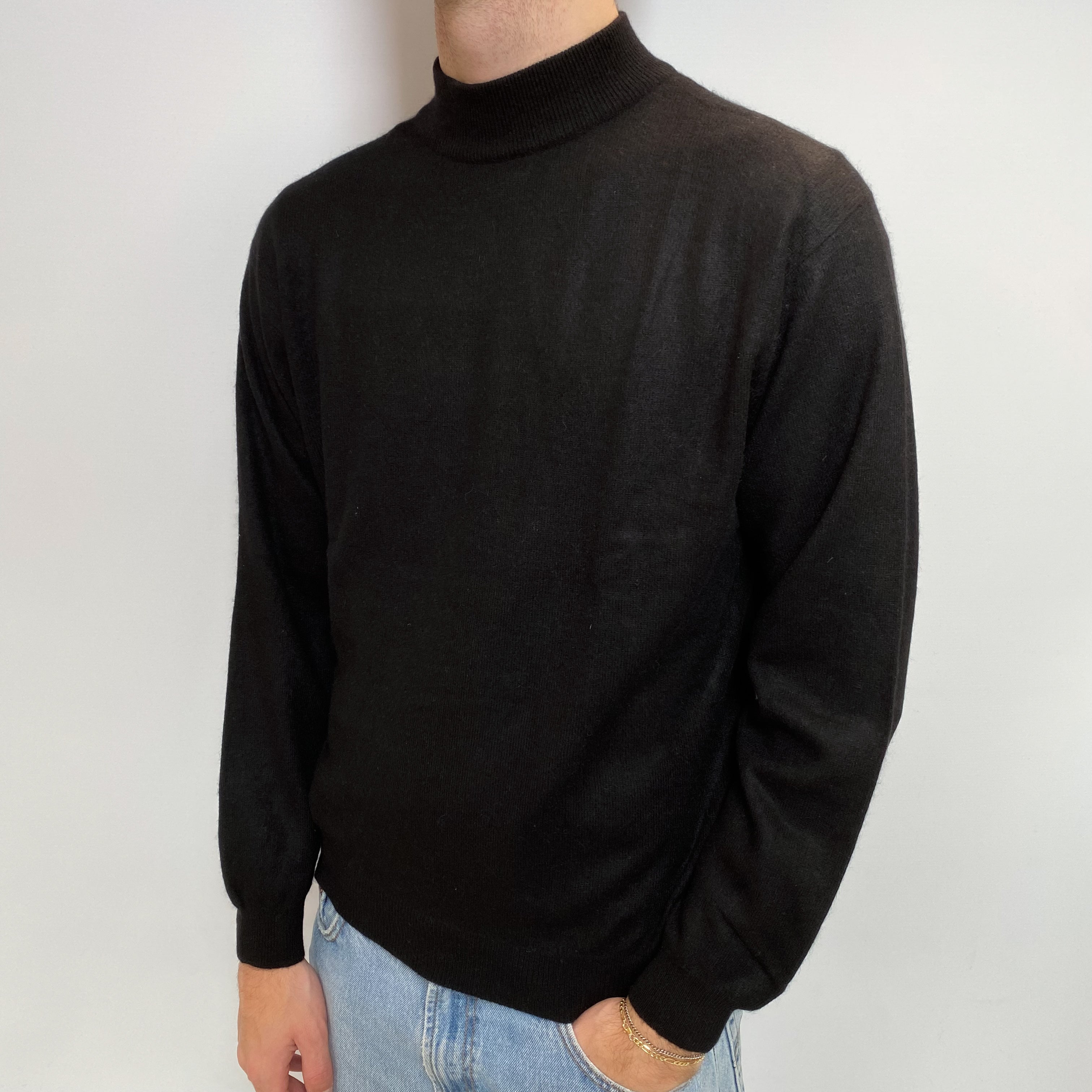 Men's Black Cashmere Turtle Neck Jumper Large