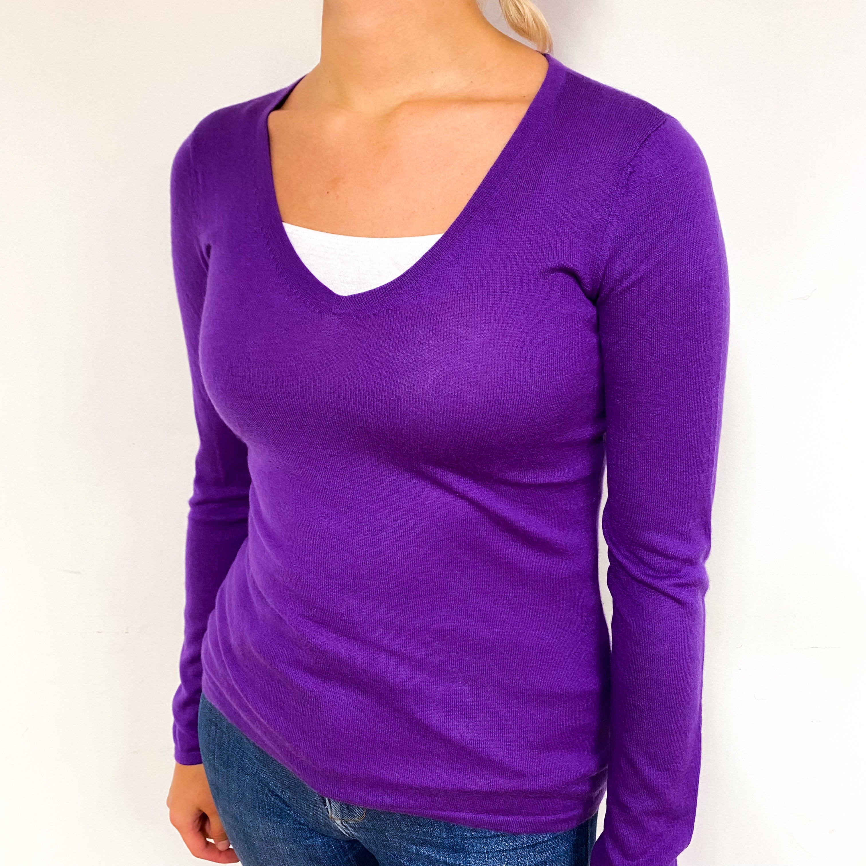 Violet Purple Fine Knit Cashmere V-Neck Jumper Small