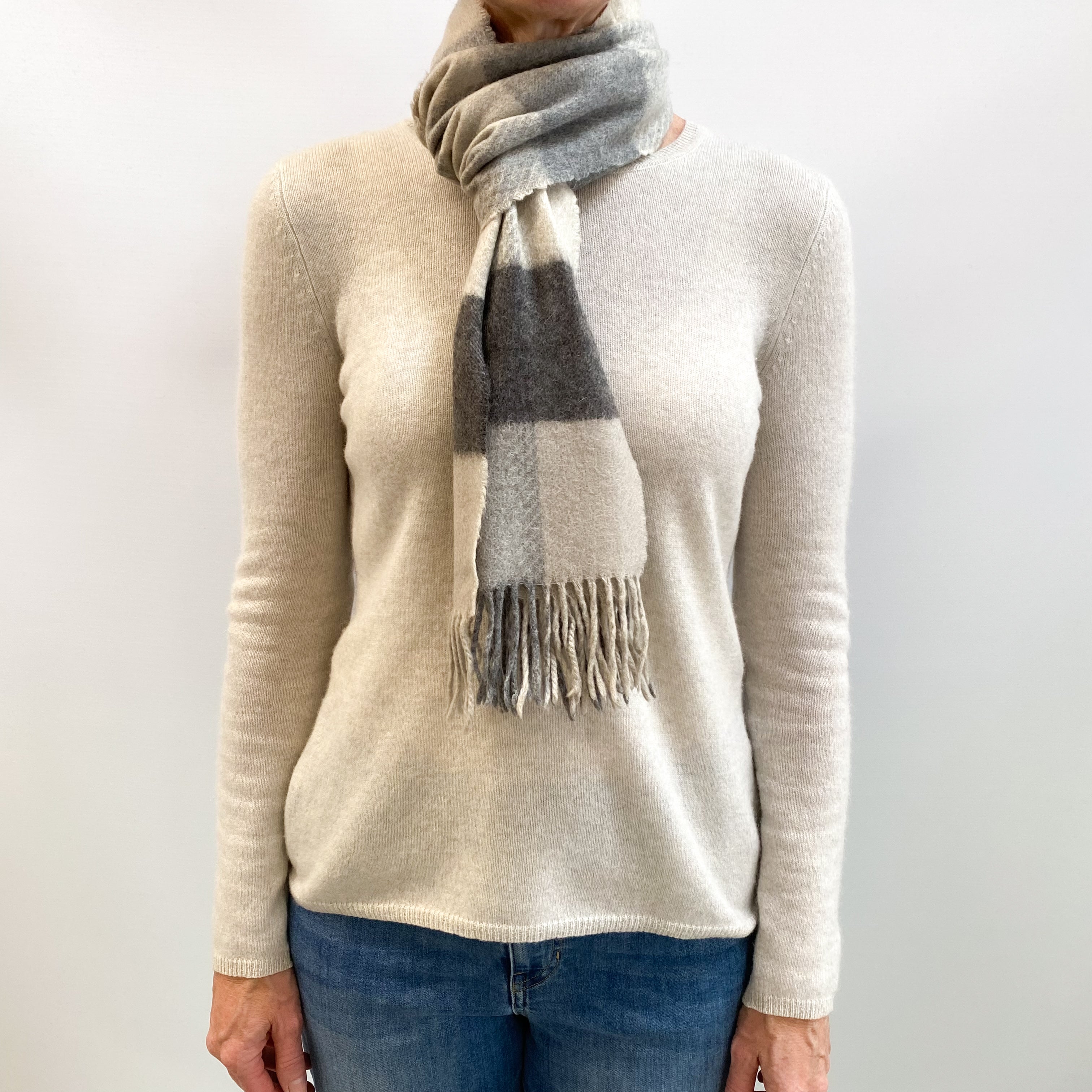 Grey Checked Fringed Cashmere Woven Scarf