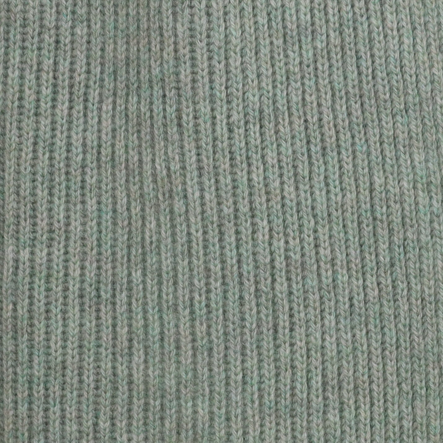 Brand New Scottish Dusty Green Rib Cashmere Scarf