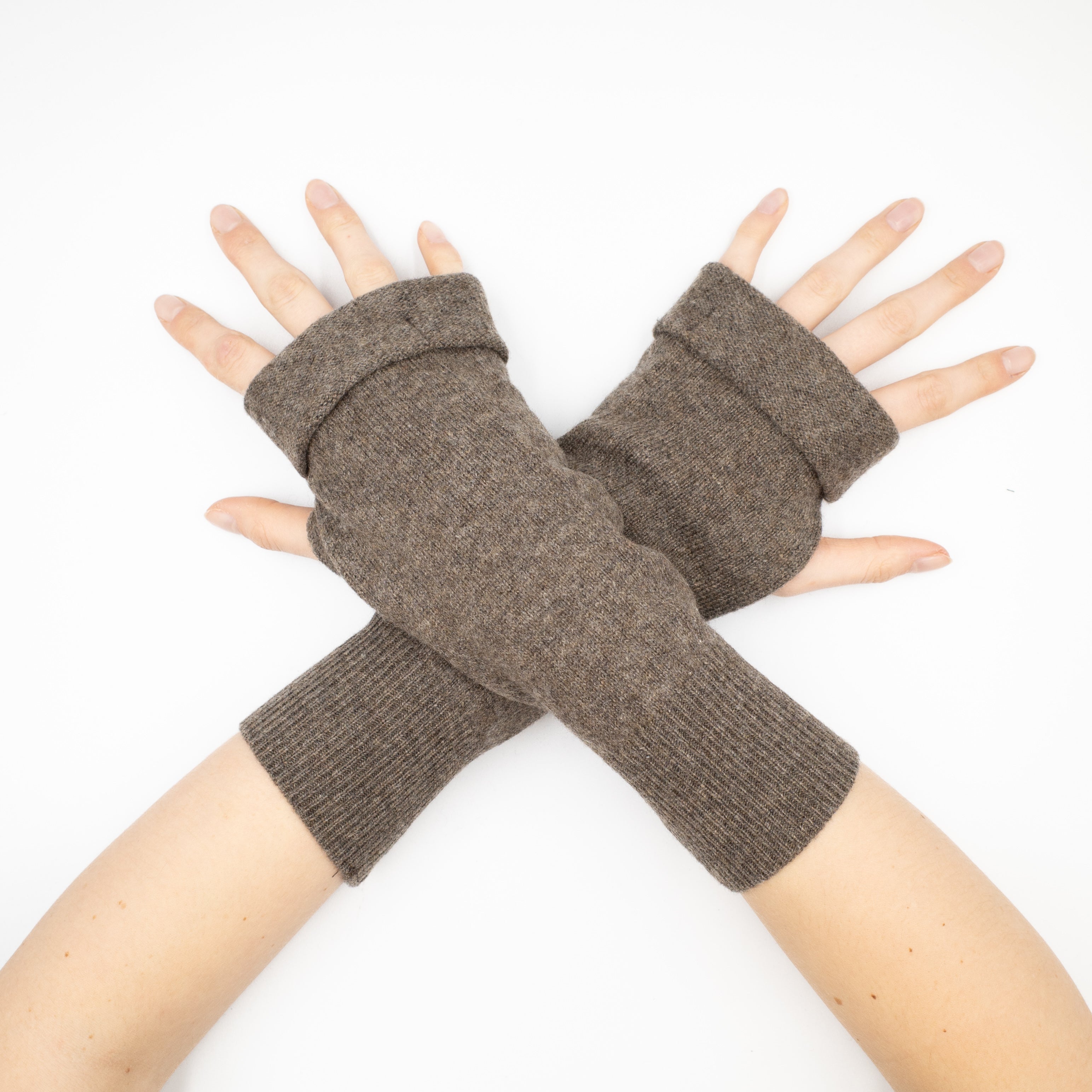 Mouse Brown Fingerless Gloves