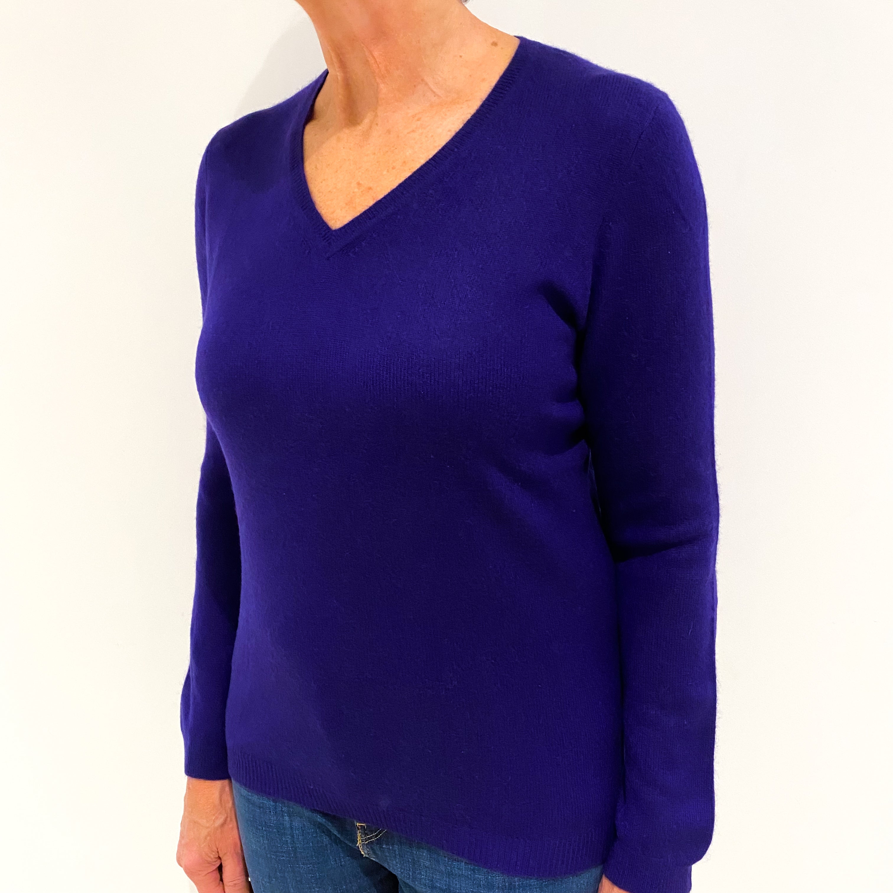 Vivid Purple Cashmere V-Neck Jumper Medium