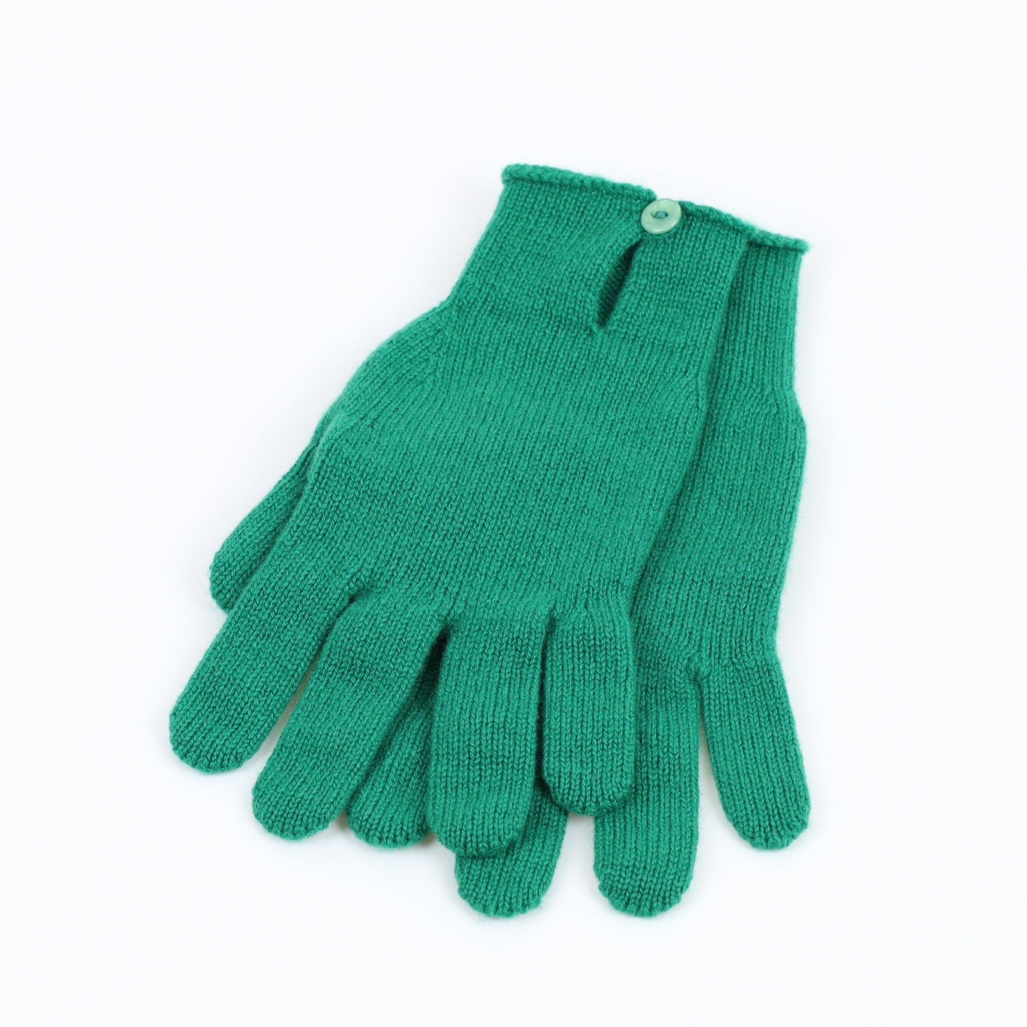 Brand New Scottish Shamrock Green Buttoned Cashmere Gloves