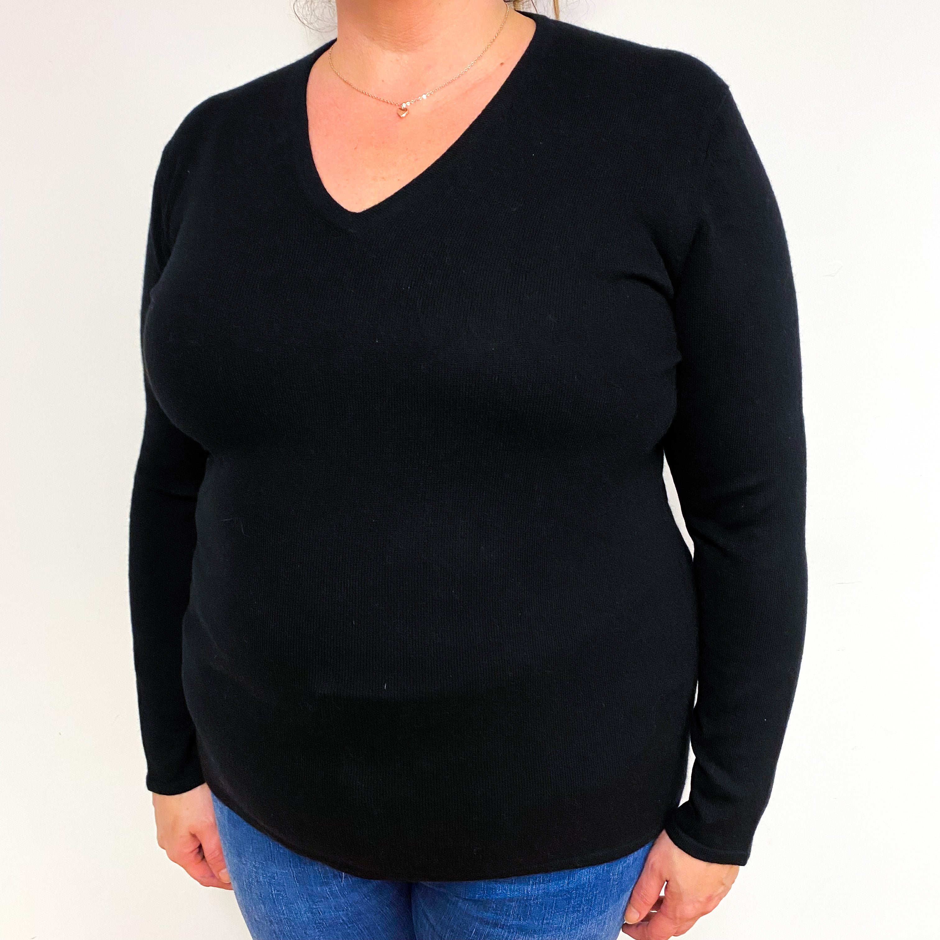 Black Cashmere V-Neck Jumper Extra Large