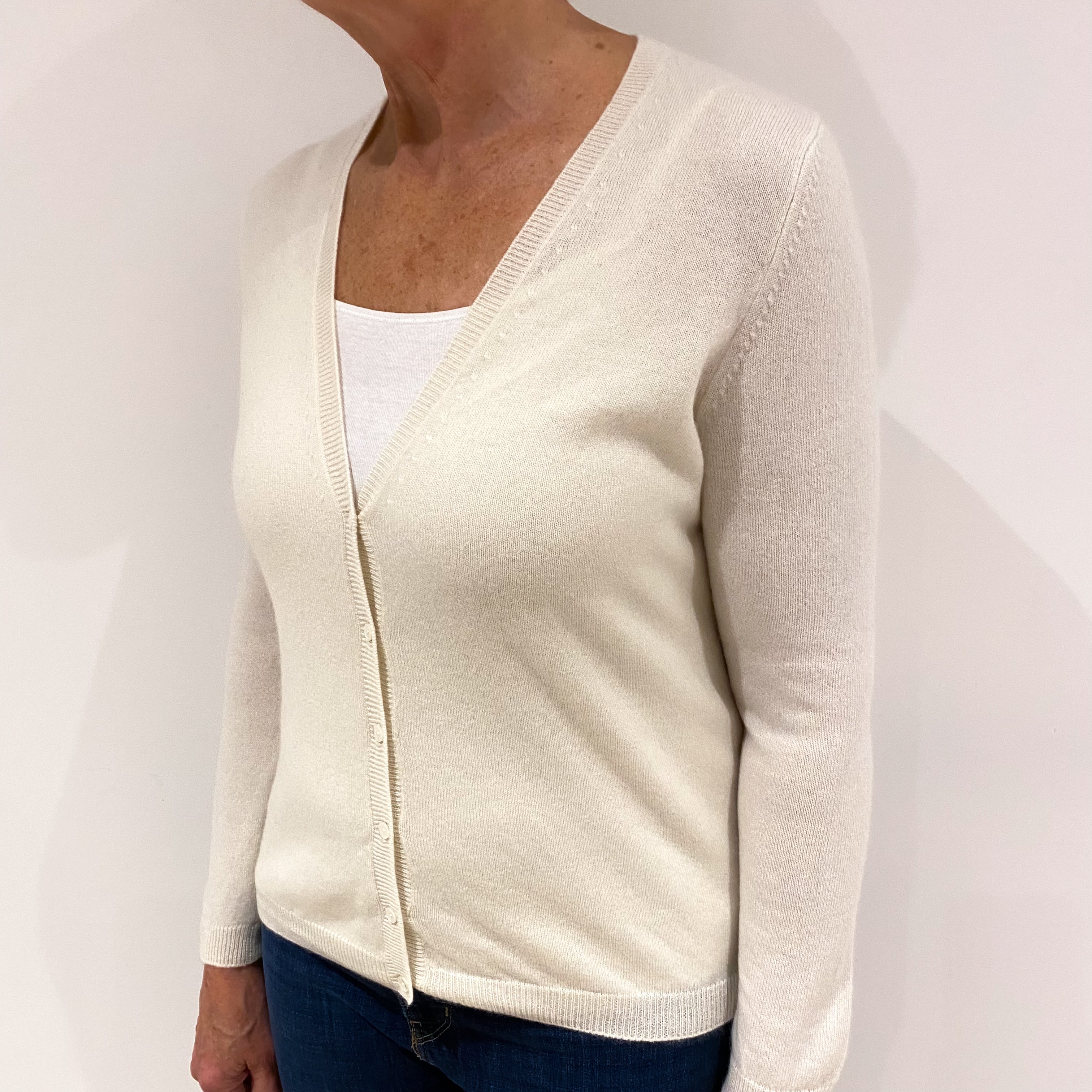 Vanilla Cream Cashmere V-Neck Cardigan Medium