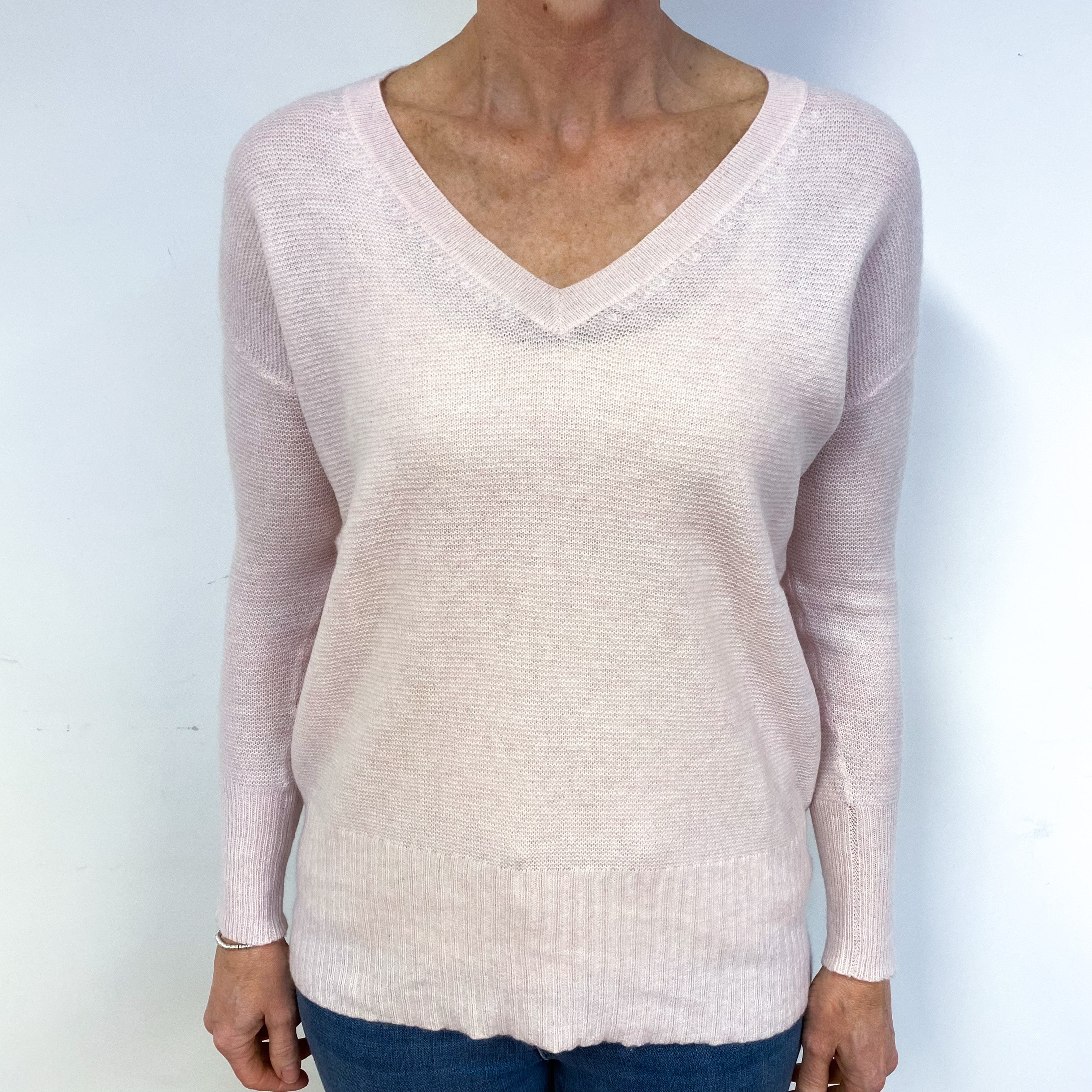 Pale Oyster Pink Cashmere V-Neck Jumper Medium