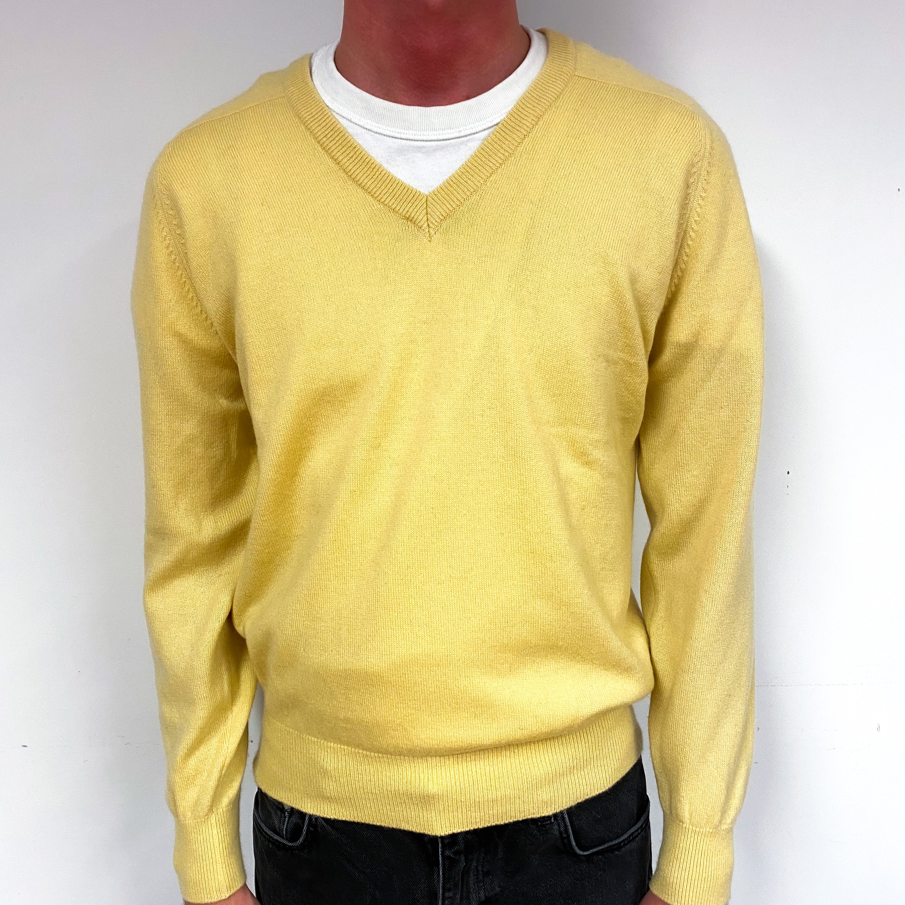 Men's Custard Yellow Cashmere V-Neck Jumper Small