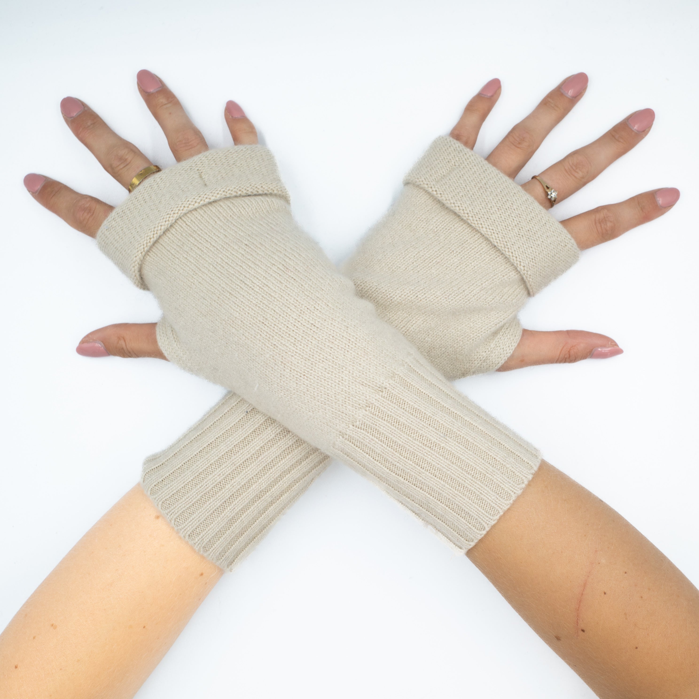 Vanilla Fudge Chunky Fingerless Gloves