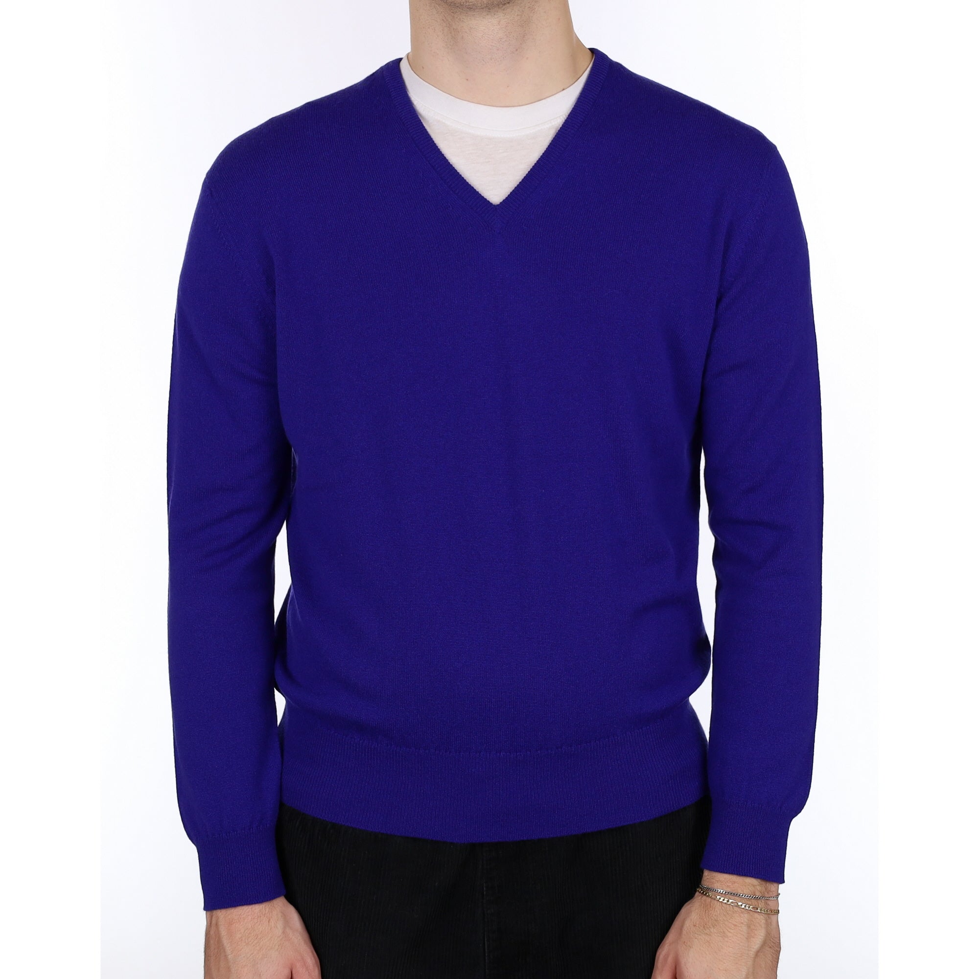 Men’s Brand New Scottish Indigo Purple Cashmere V Neck Jumper Medium