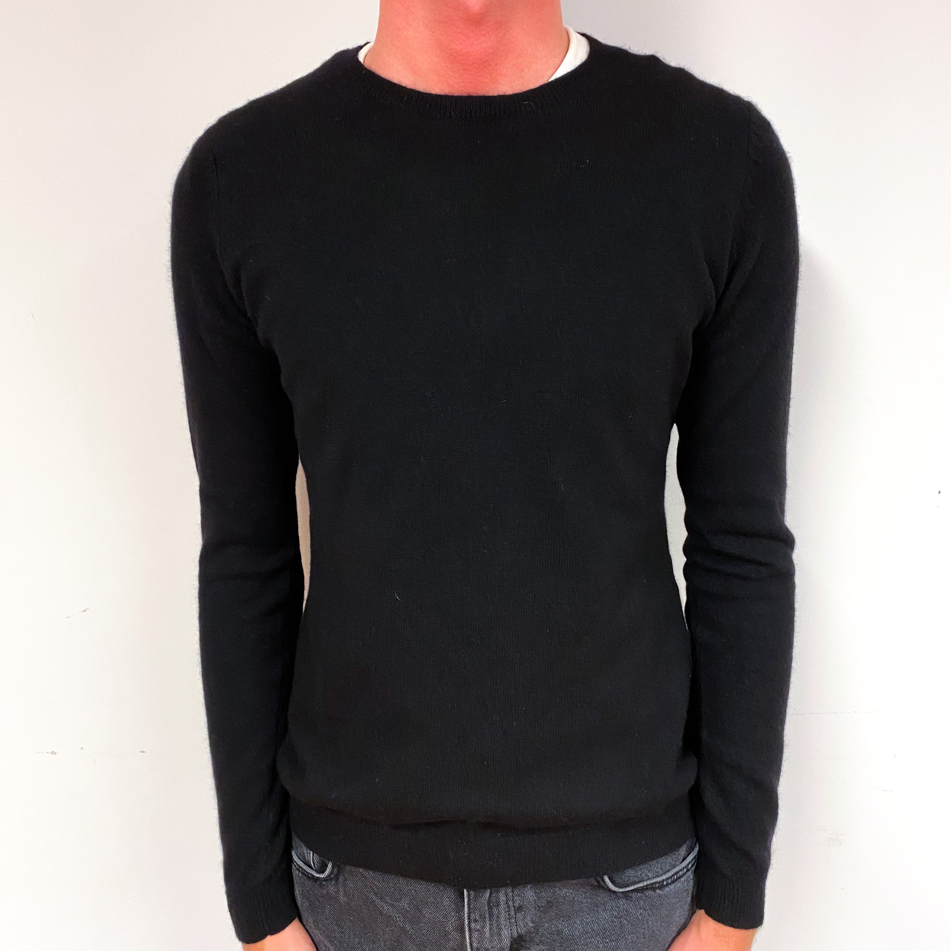 Men’s Black Cashmere Crew Neck Jumper Small