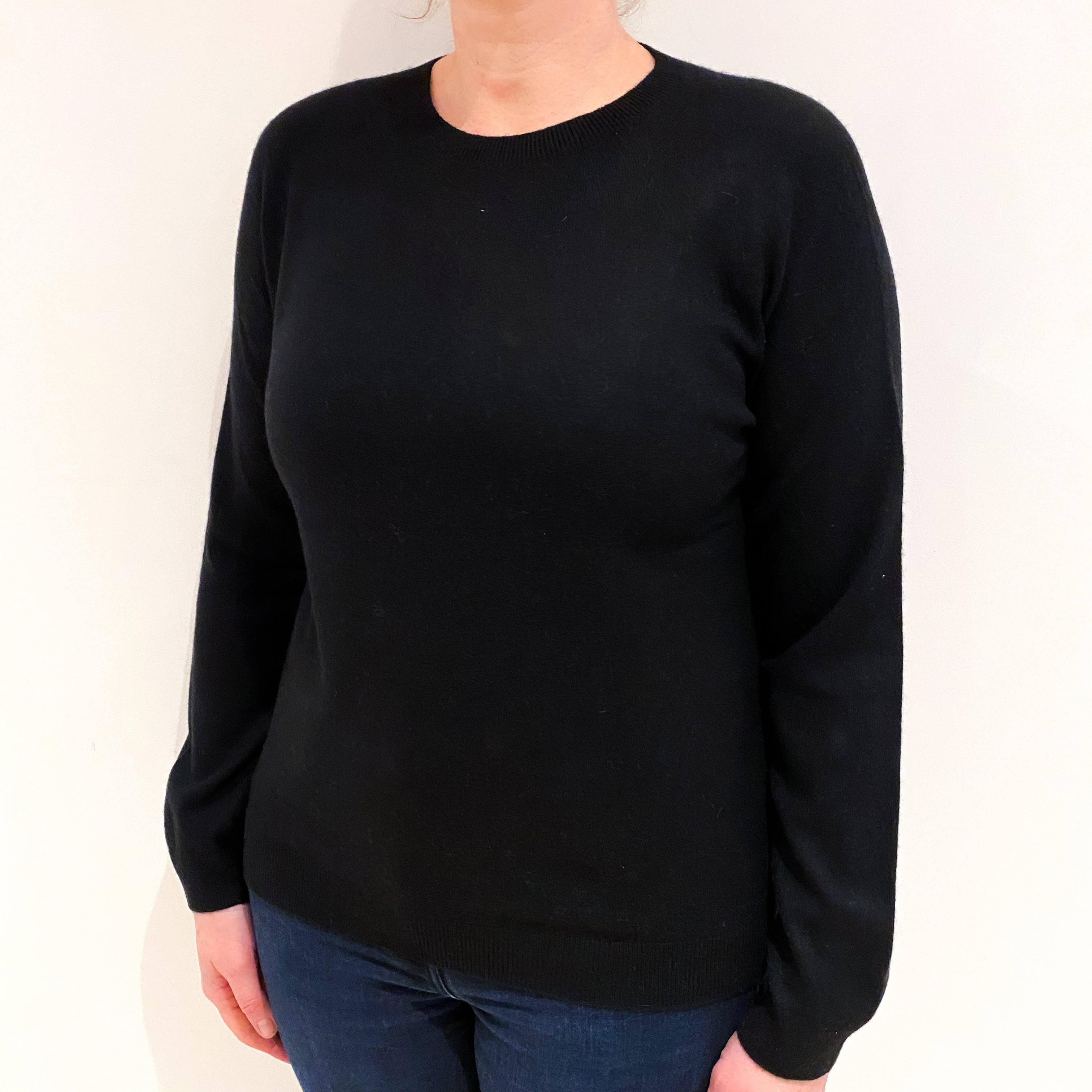 Black Cashmere Crew Neck Jumper Large