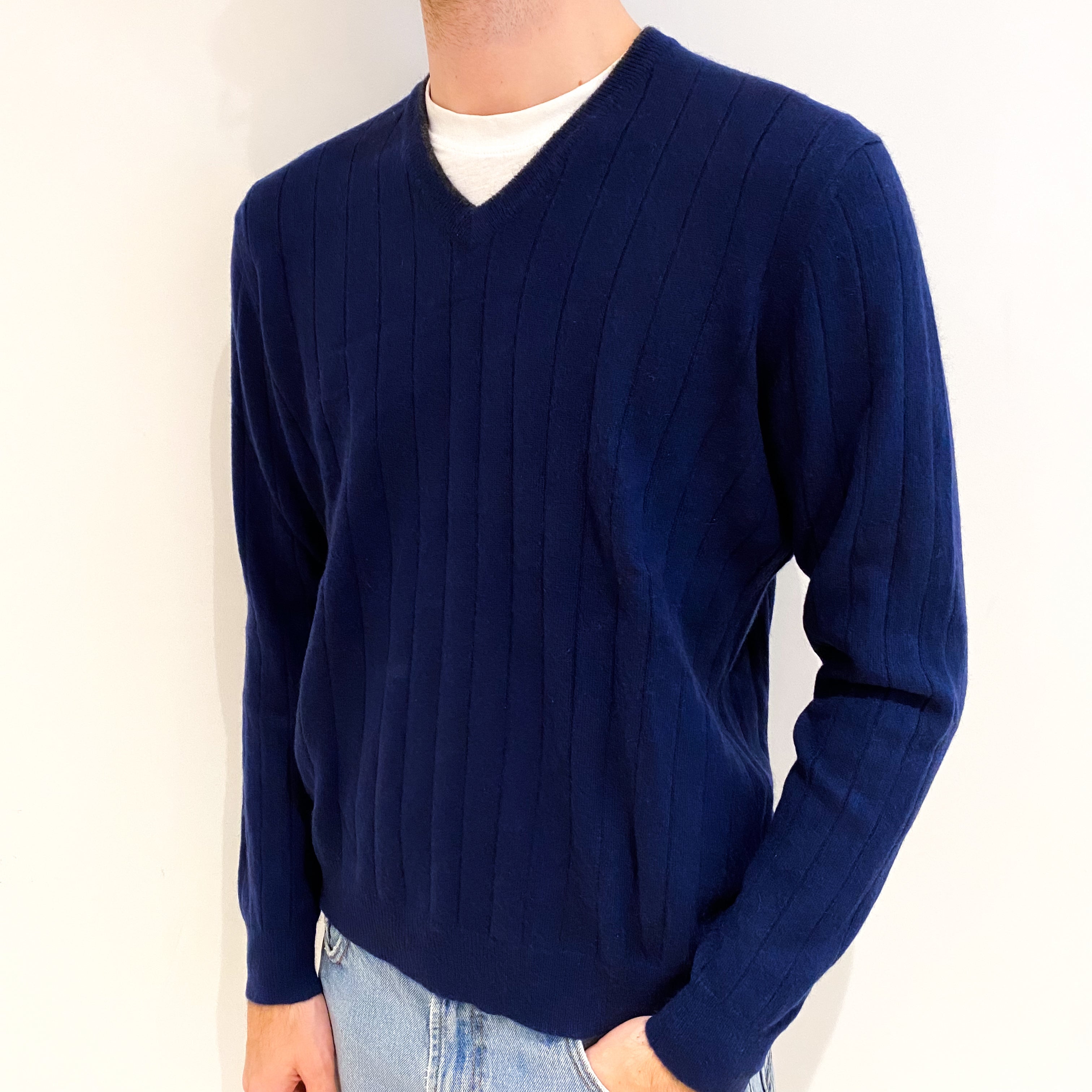 Men's Navy Blue Cashmere V Neck Jumper Medium