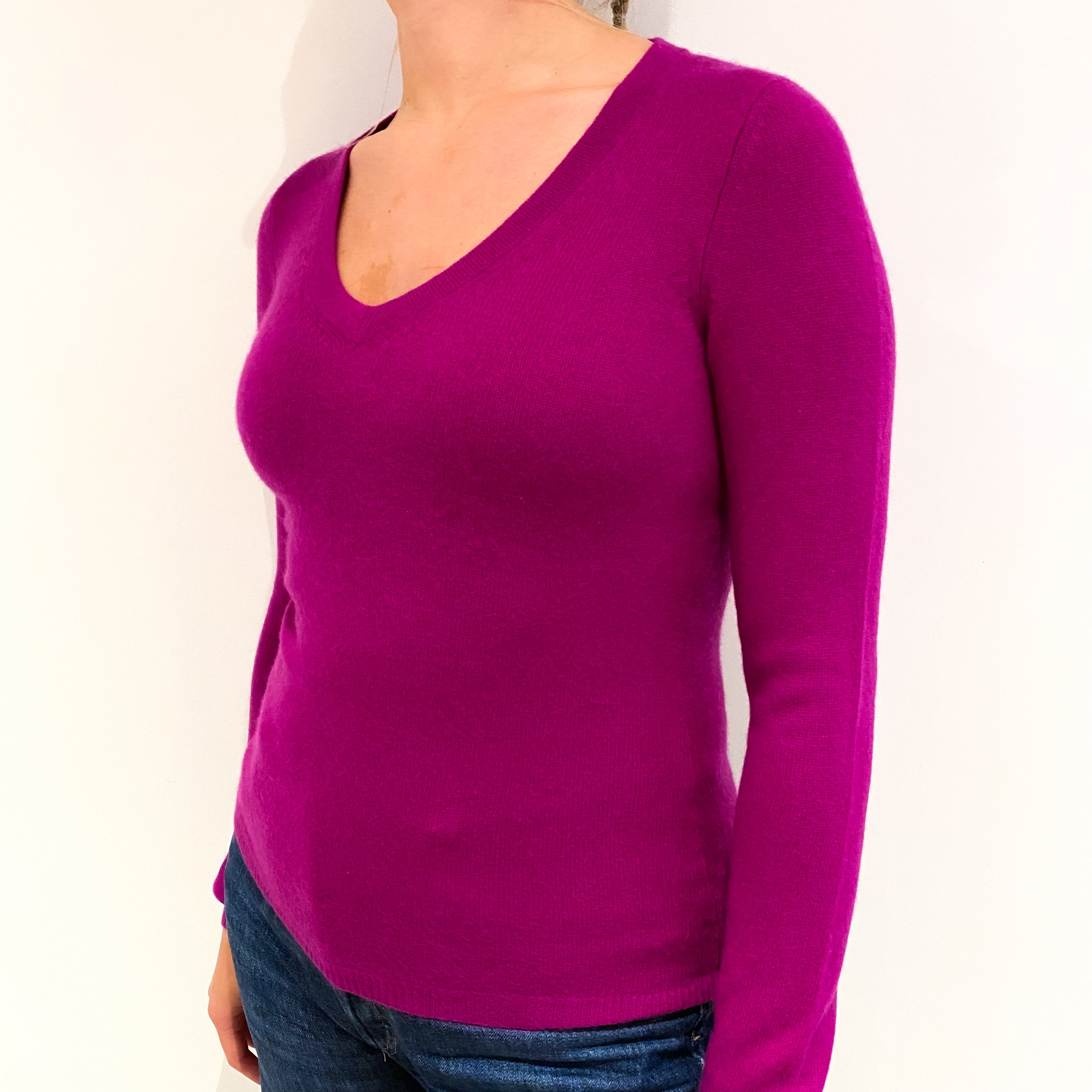 Magenta Pink Cashmere V-Neck Jumper Small