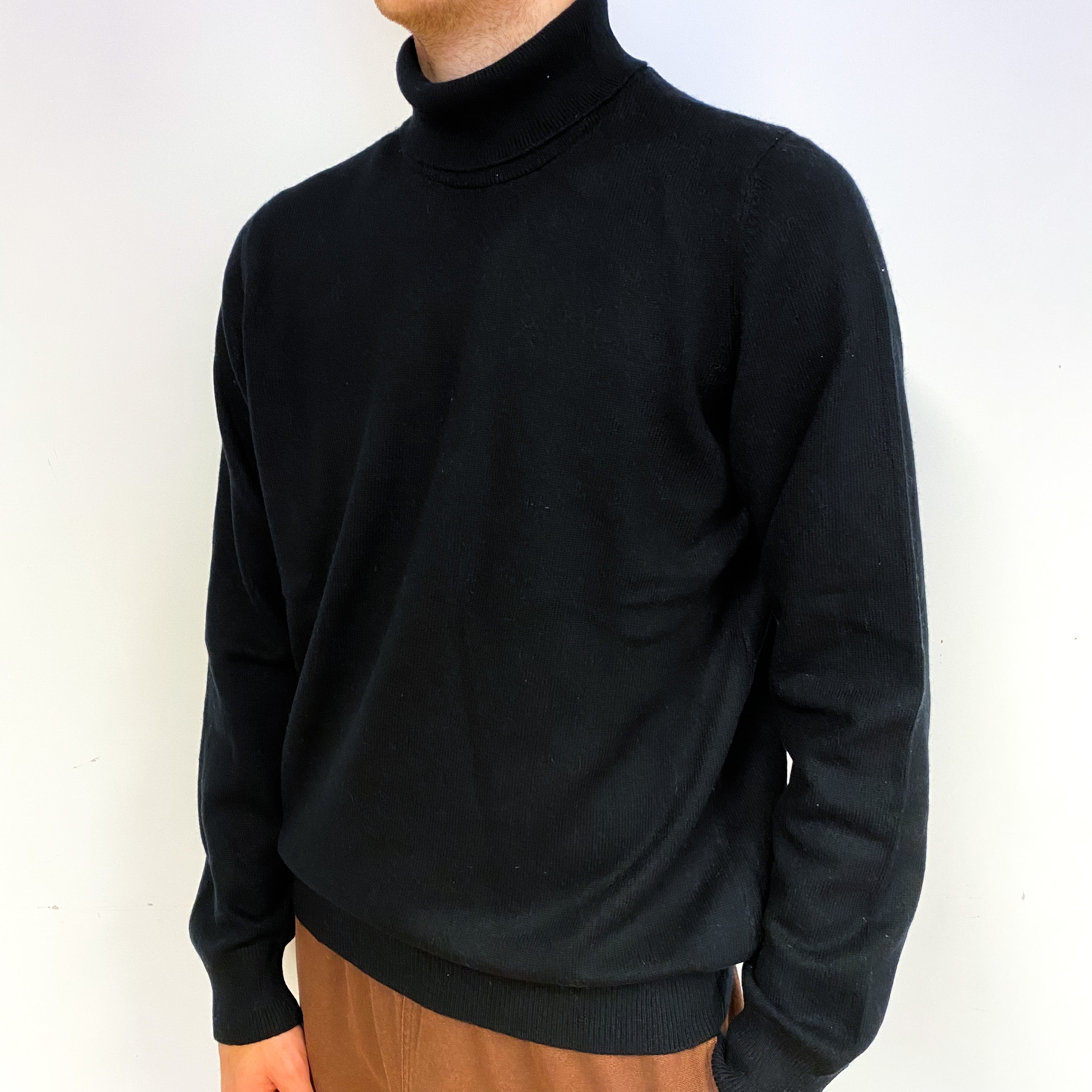 Men's Black Scottish Cashmere Polo Neck Jumper Large