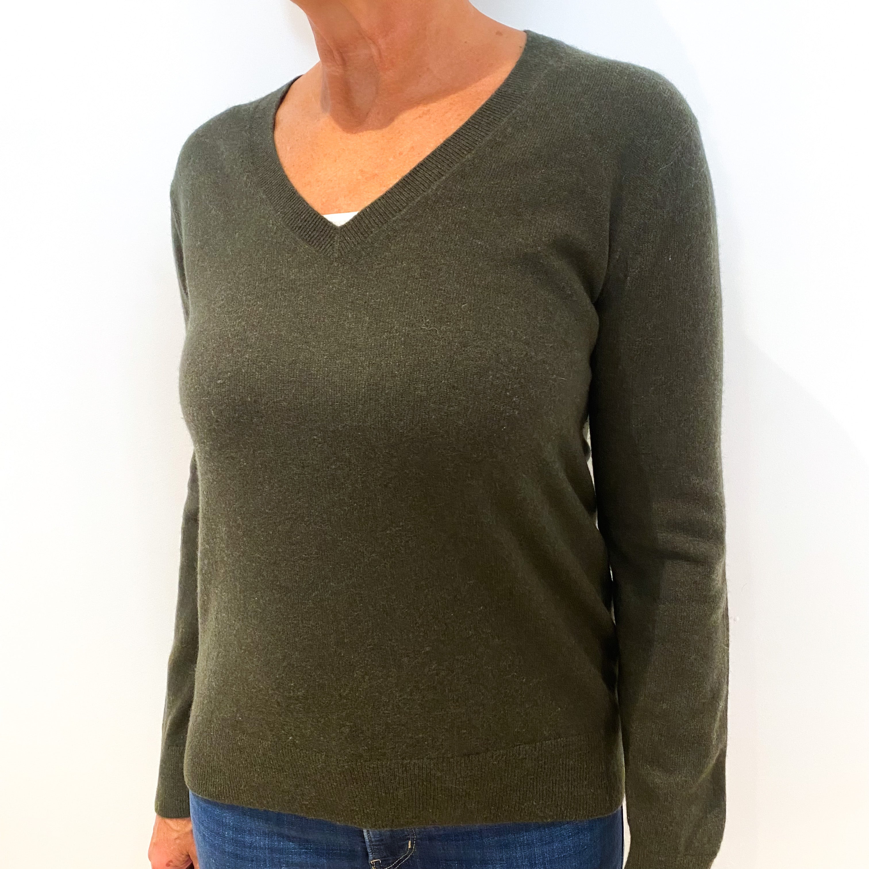 Vince Moss Green Slouchy Cashmere V-Neck Jumper Medium