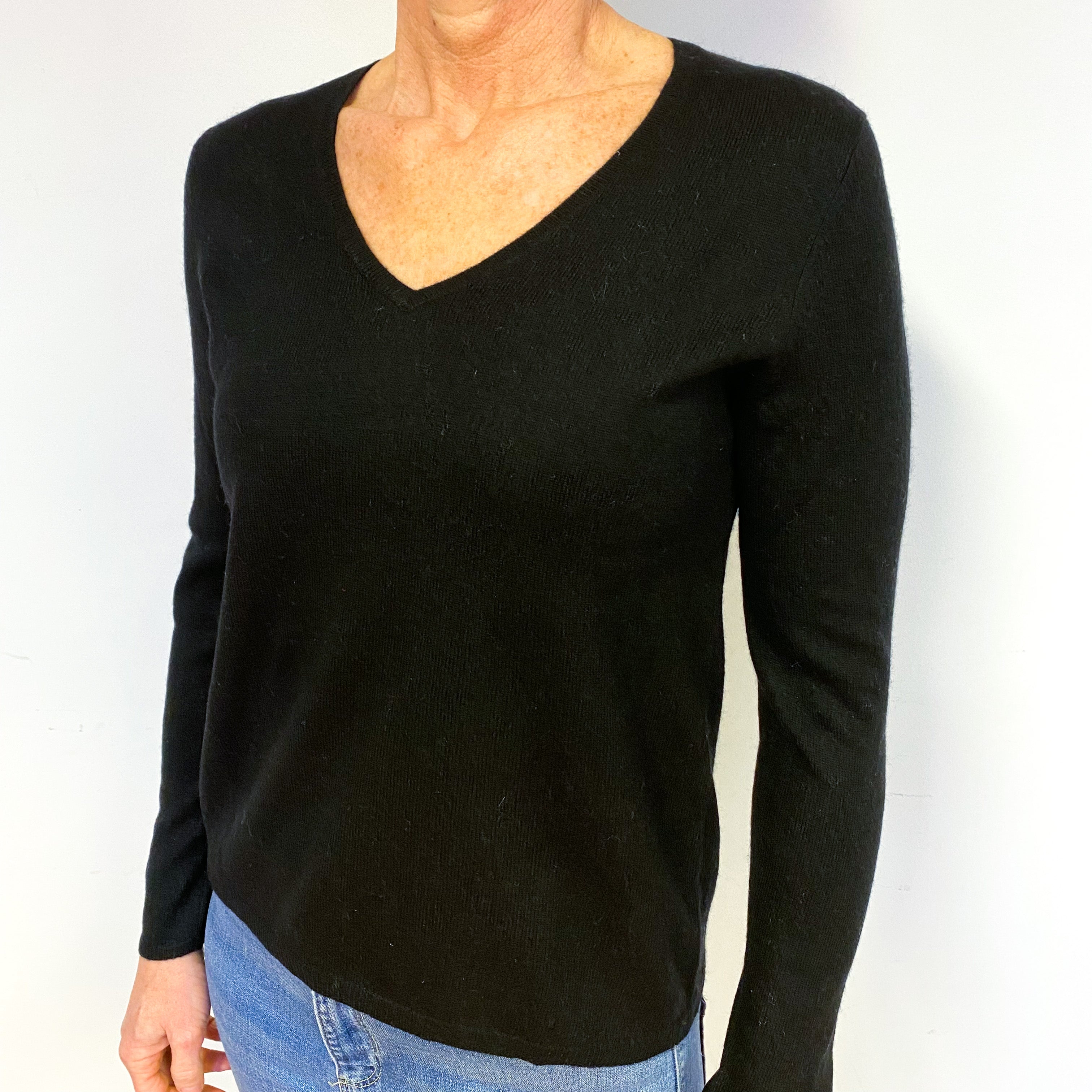 Black Cashmere V-Neck Jumper Medium