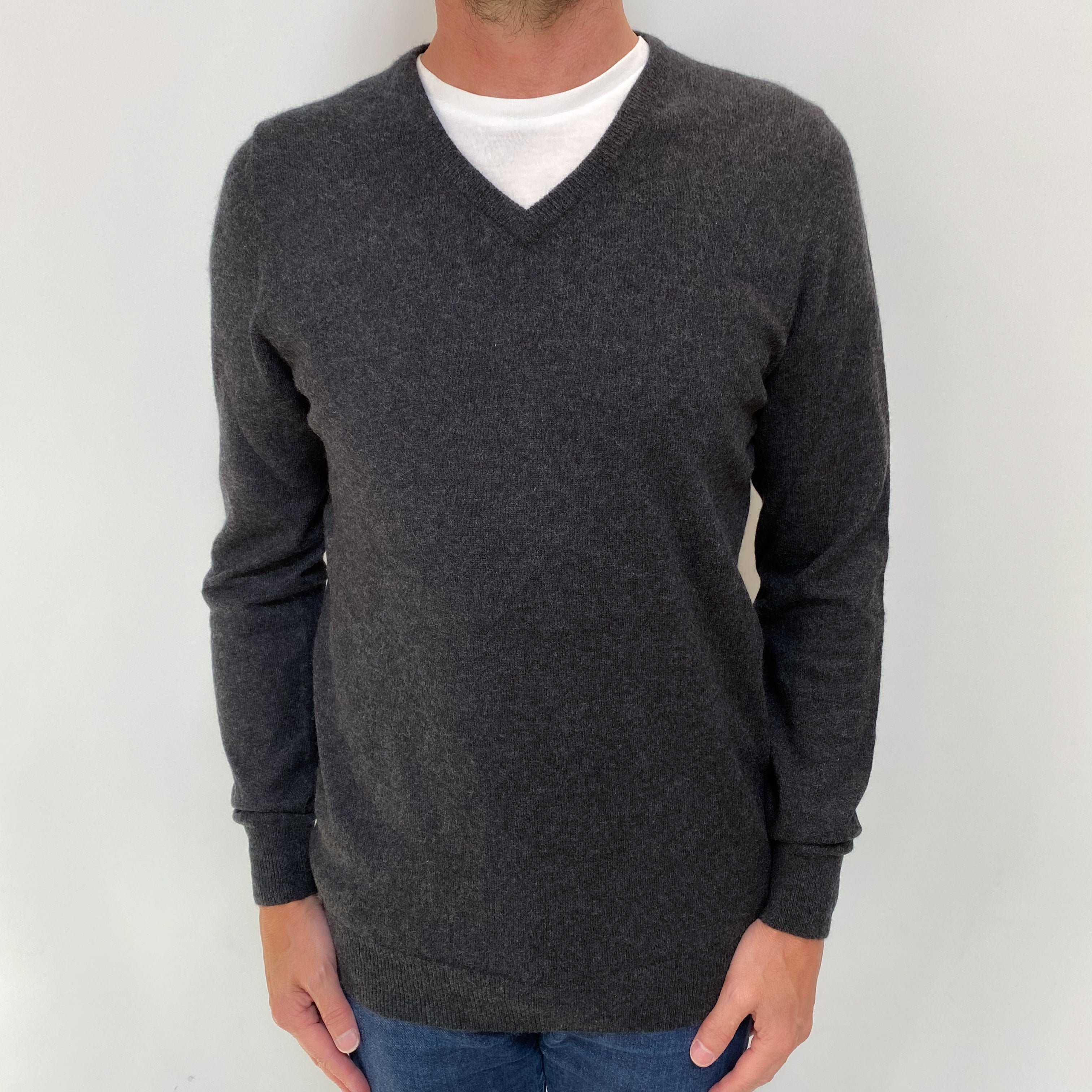 Men's Charcoal Grey Cashmere V Neck Jumper Small