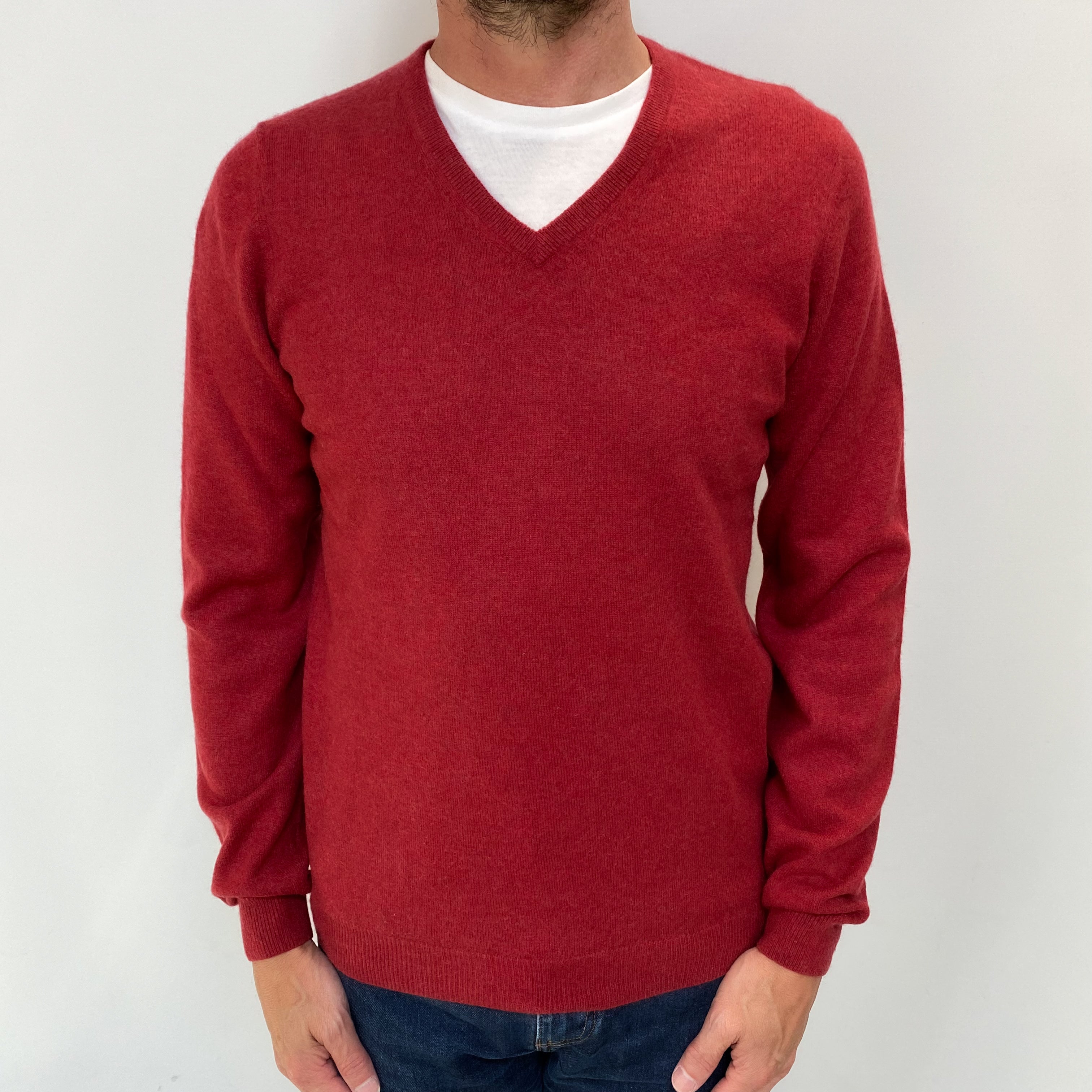 Men's Crimson Cashmere V Neck Jumper Small