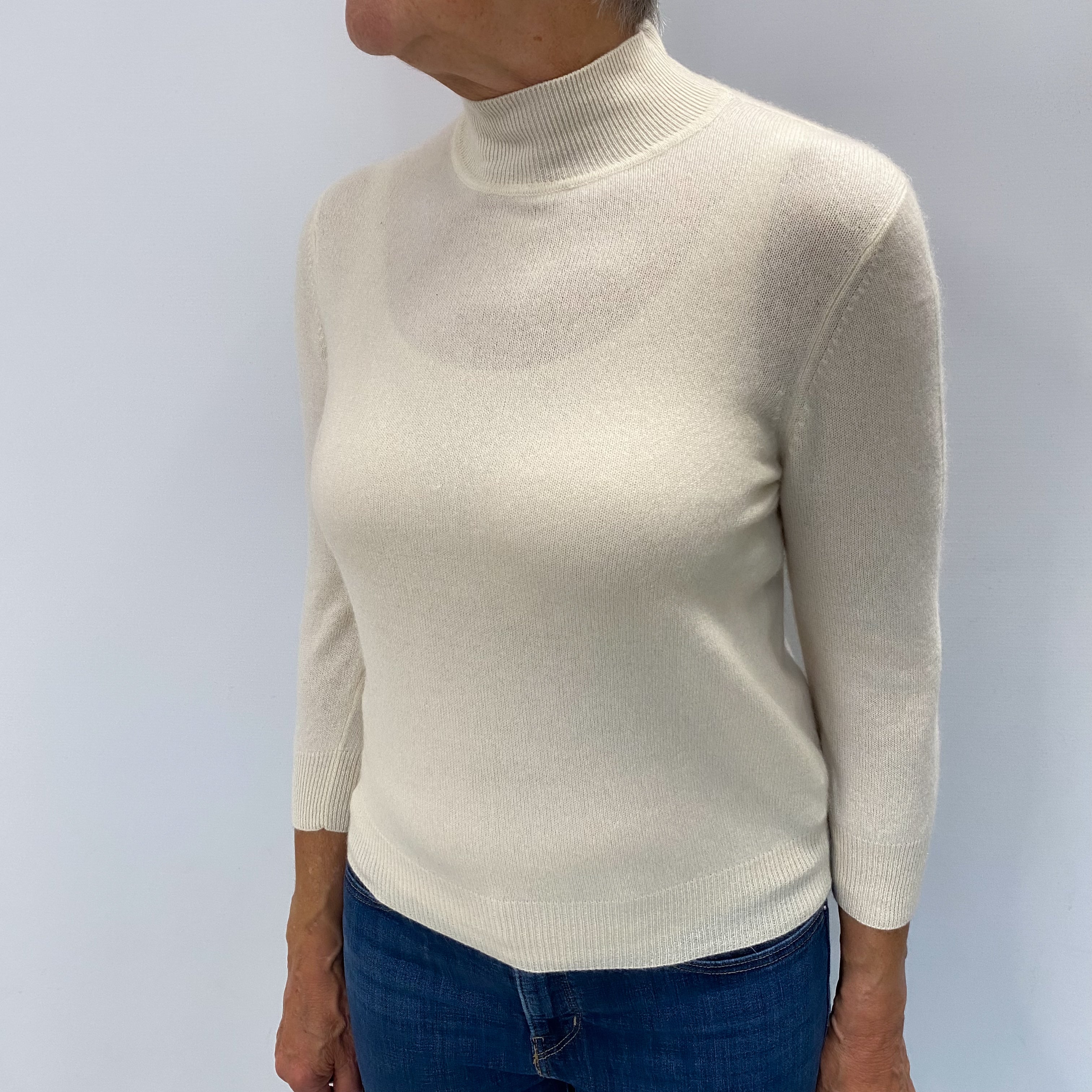 Vanilla Cream Cashmere Turtle Neck Jumper Medium