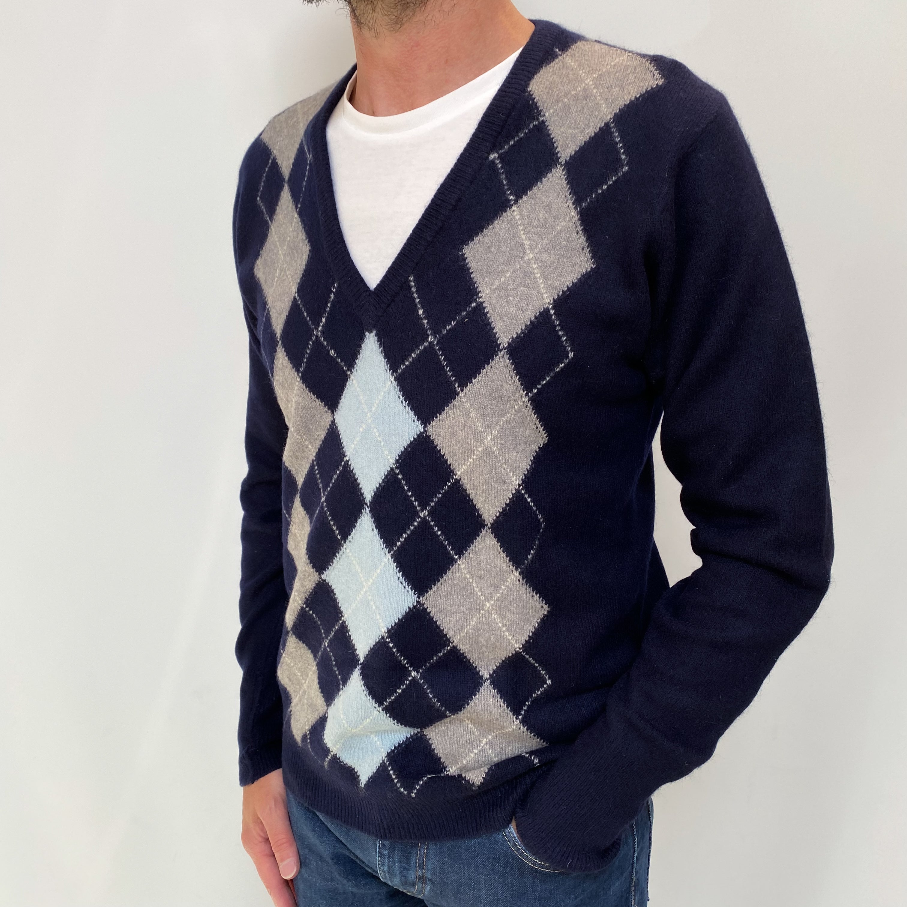 Men's Navy Argyle Front Cashmere V Neck Jumper Small