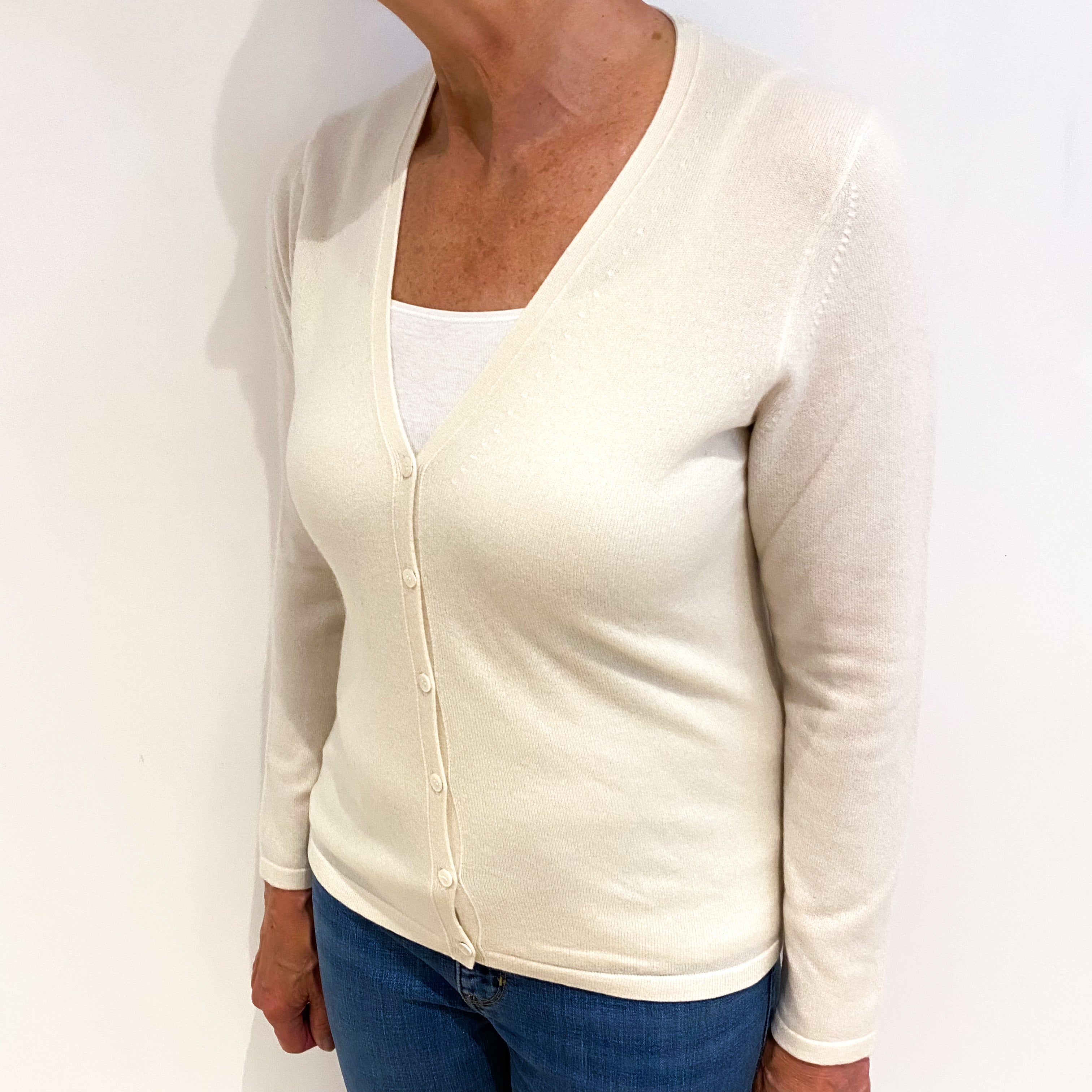 Vanilla Cream Cashmere V Neck Cardigan Medium