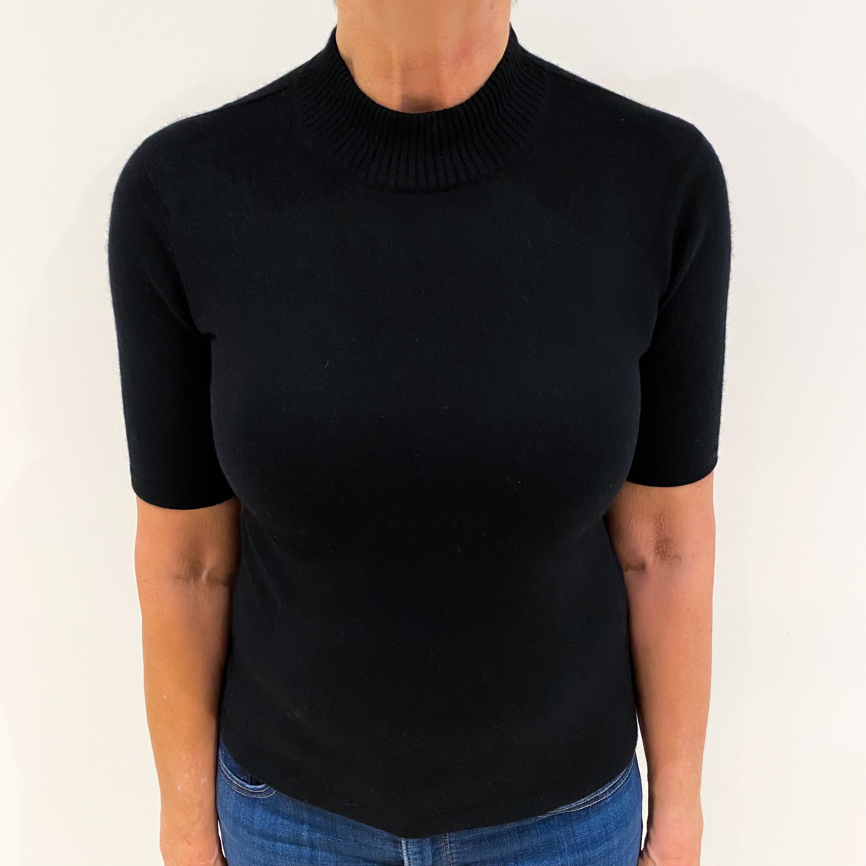 Black Short Sleeved Cashmere Crew Neck Jumper Medium