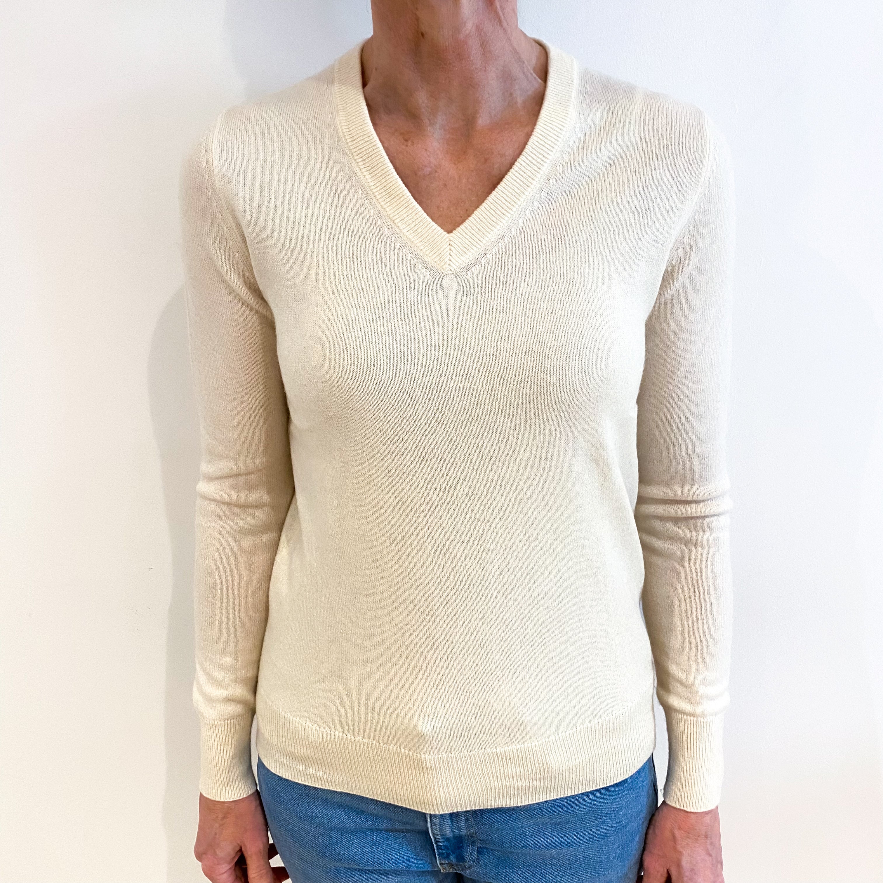 Vanilla Cream Cashmere V Neck Jumper Small