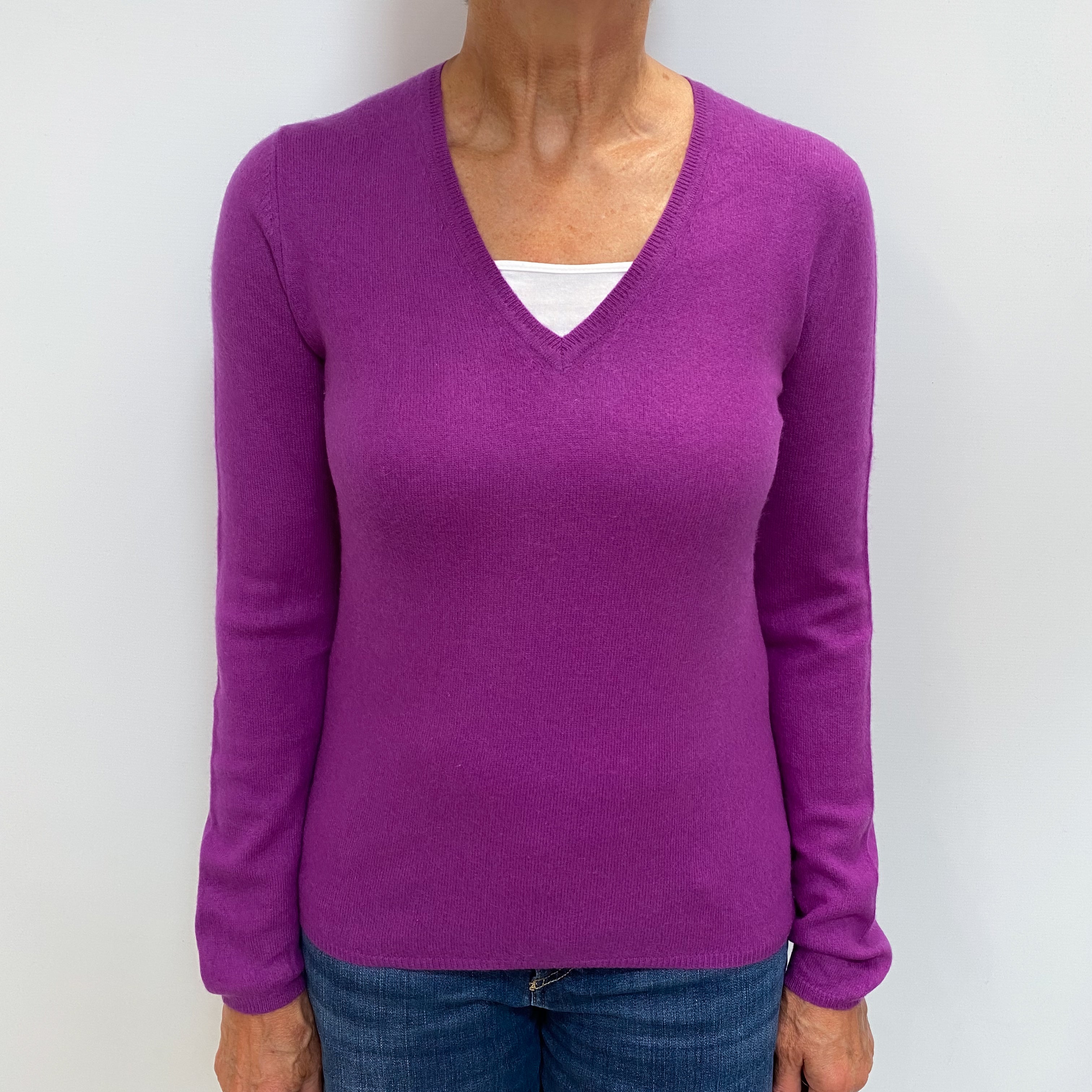 Magenta Cashmere V Neck Jumper Medium