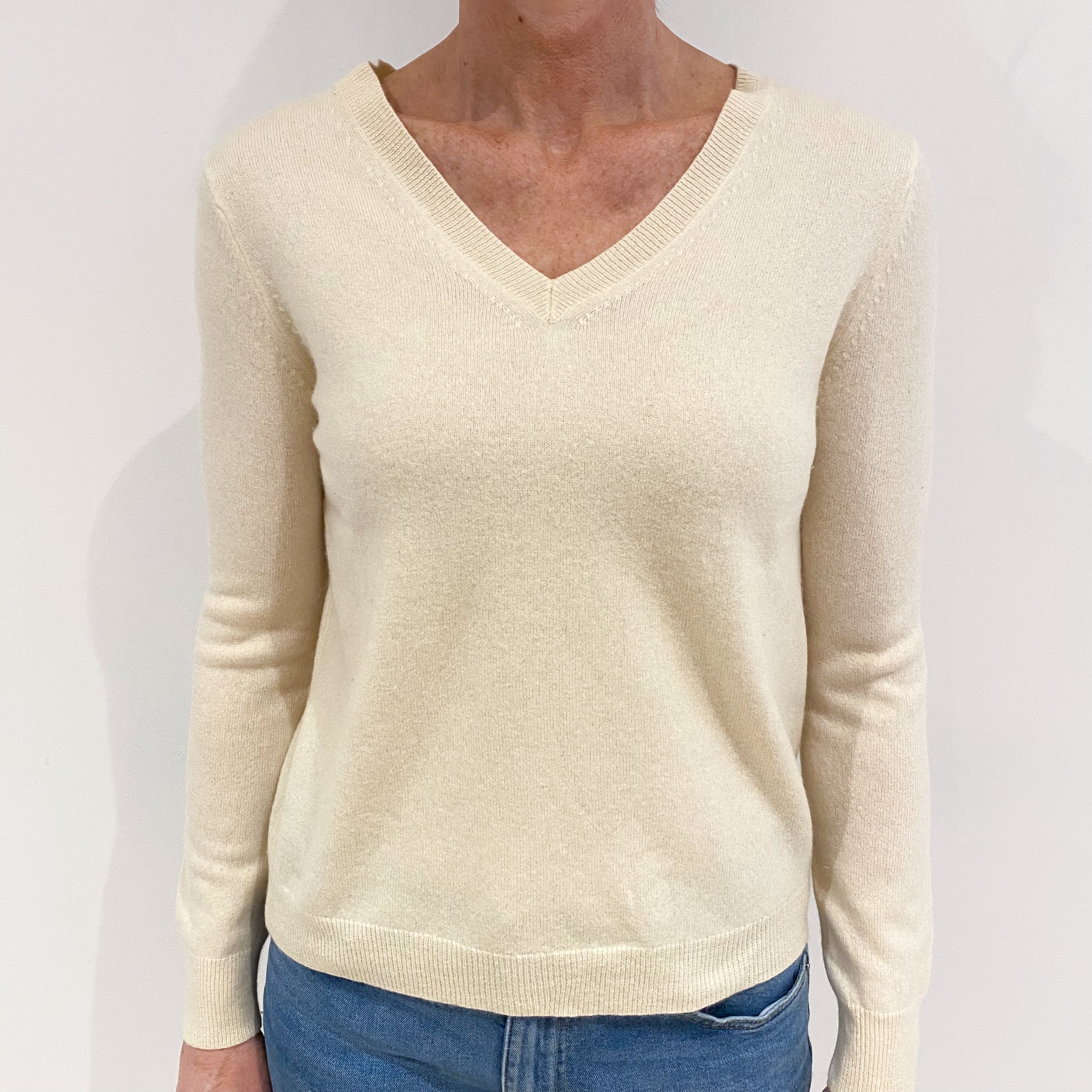 Vanilla Cream Cashmere V Neck Jumper Small