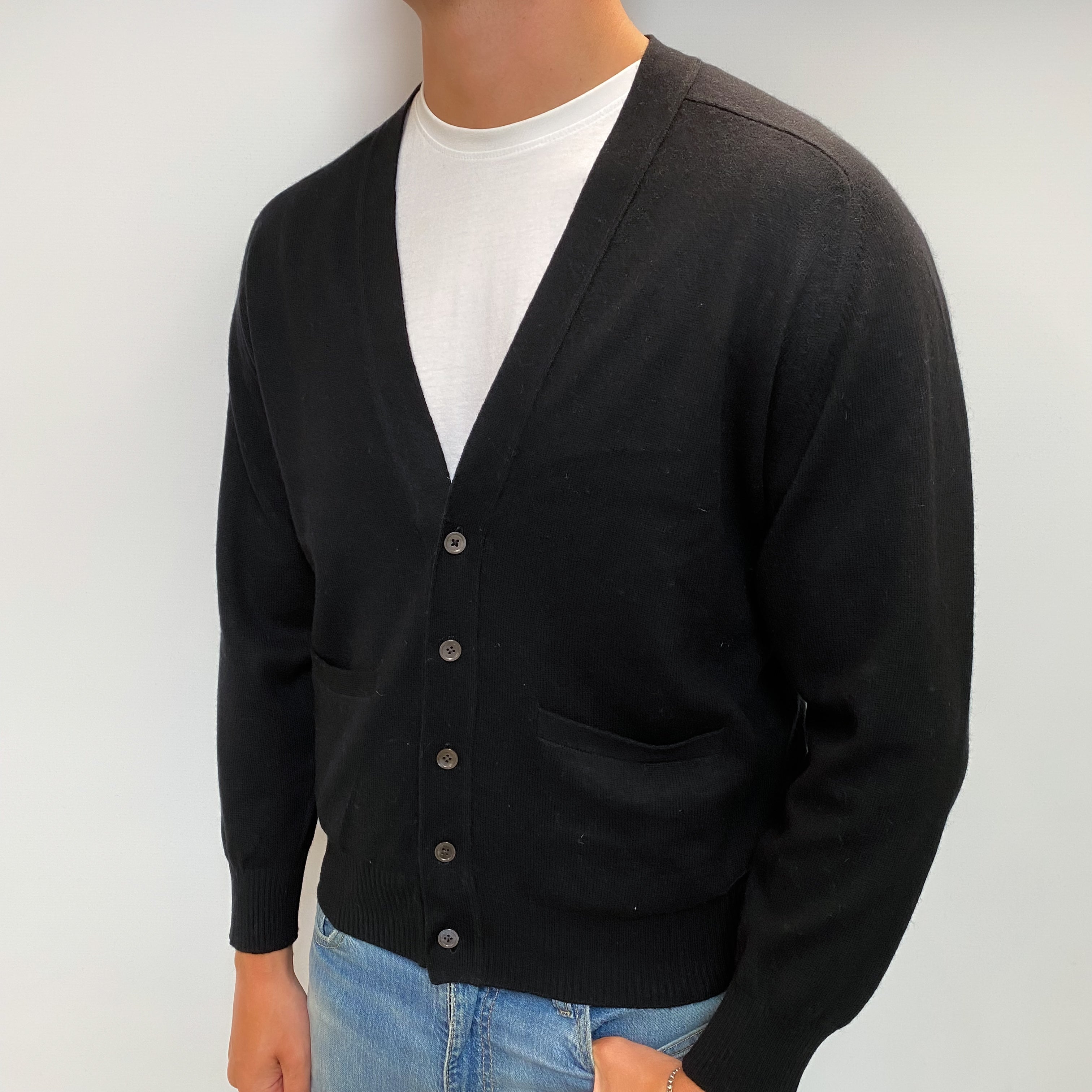 Men's Black Cashmere V Neck Cardigan XL