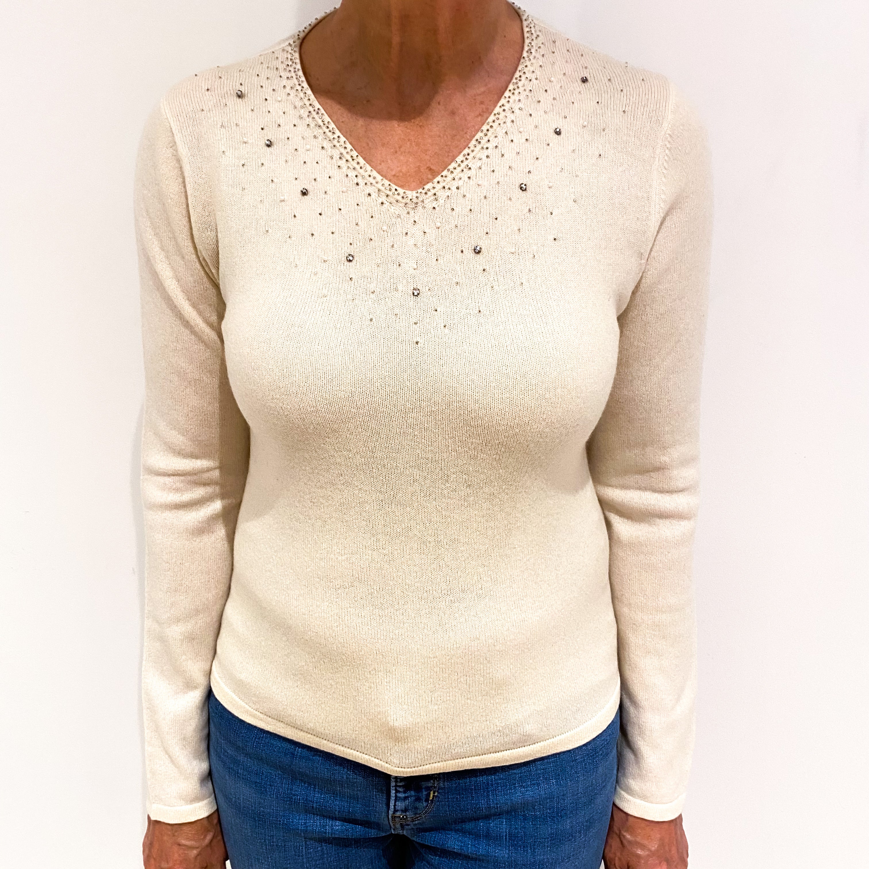 Vanilla Cream Cashmere V Neck Jumper Medium