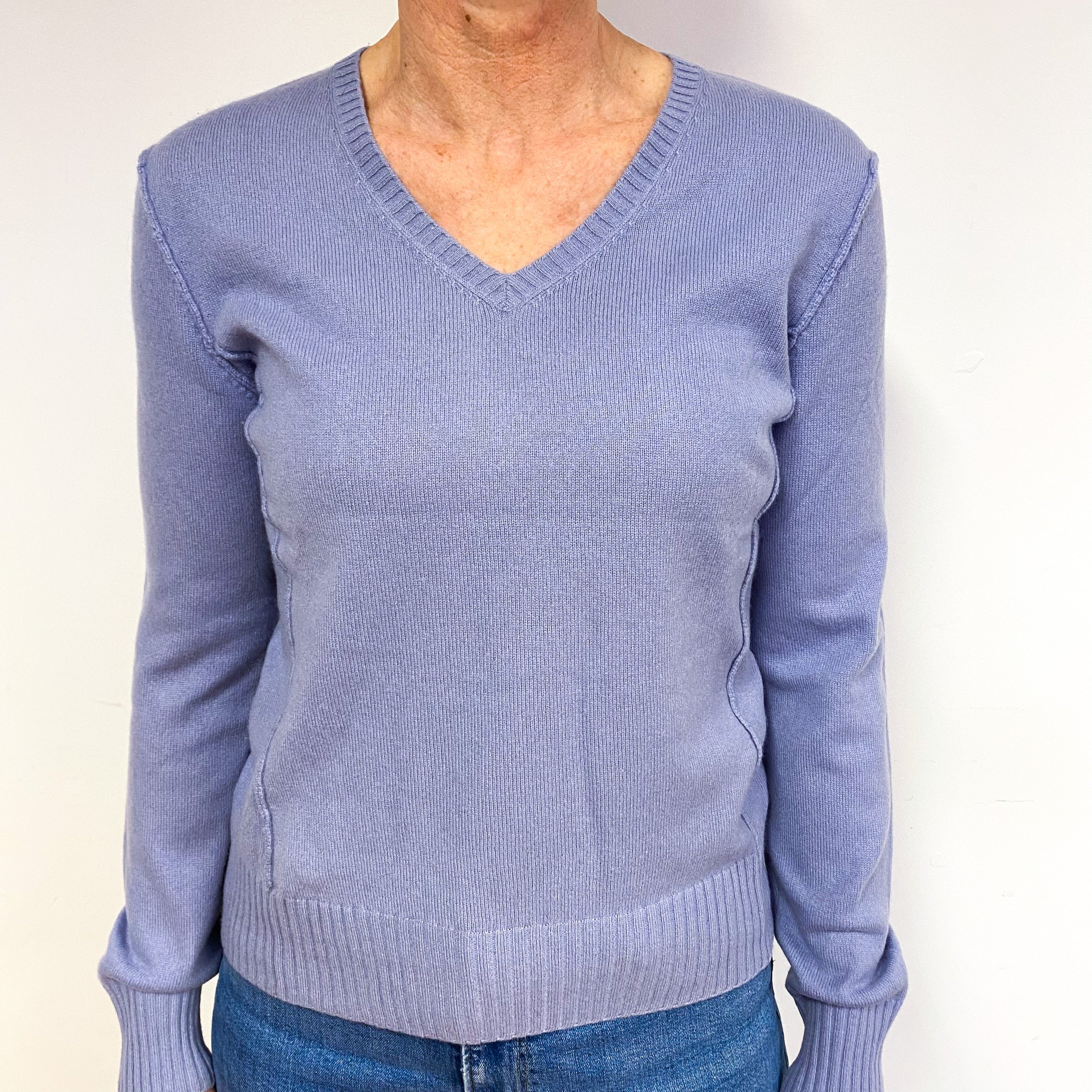 Pale Lavender Cashmere V-Neck Jumper Medium