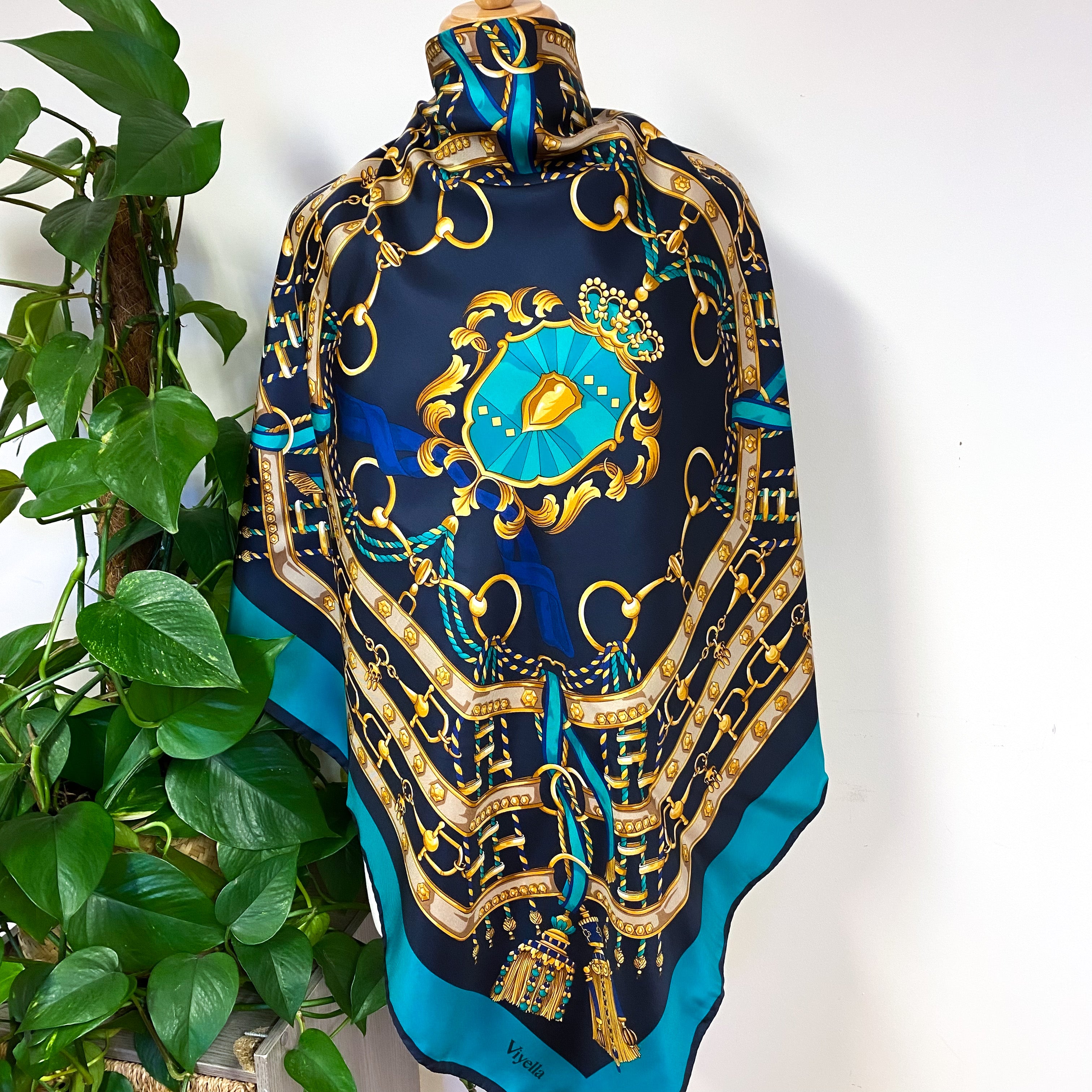 1980s Vyella Bold Vintage Silk Scarf